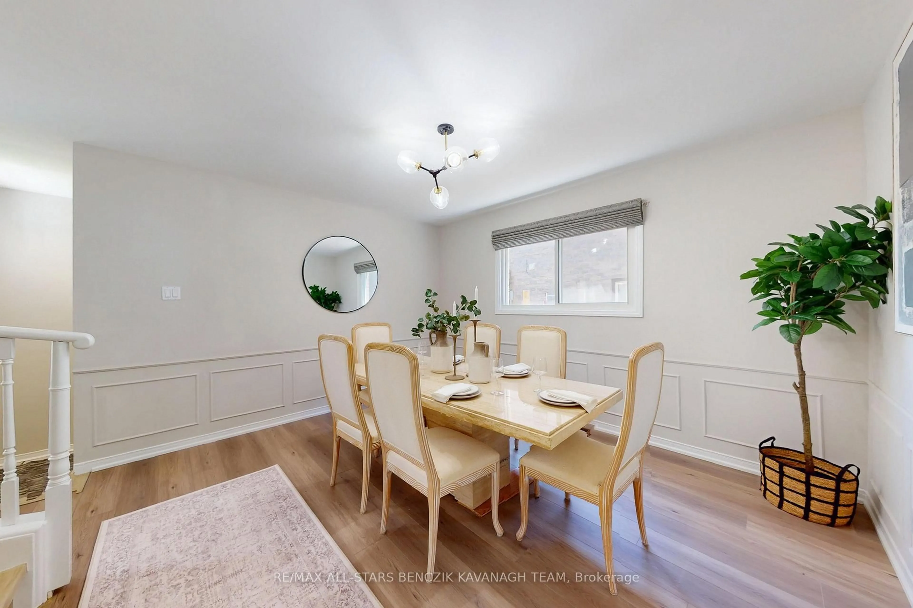 Dining room, wood/laminate floor for 14 Parkinson Rd, Markham Ontario L3P 4G5
