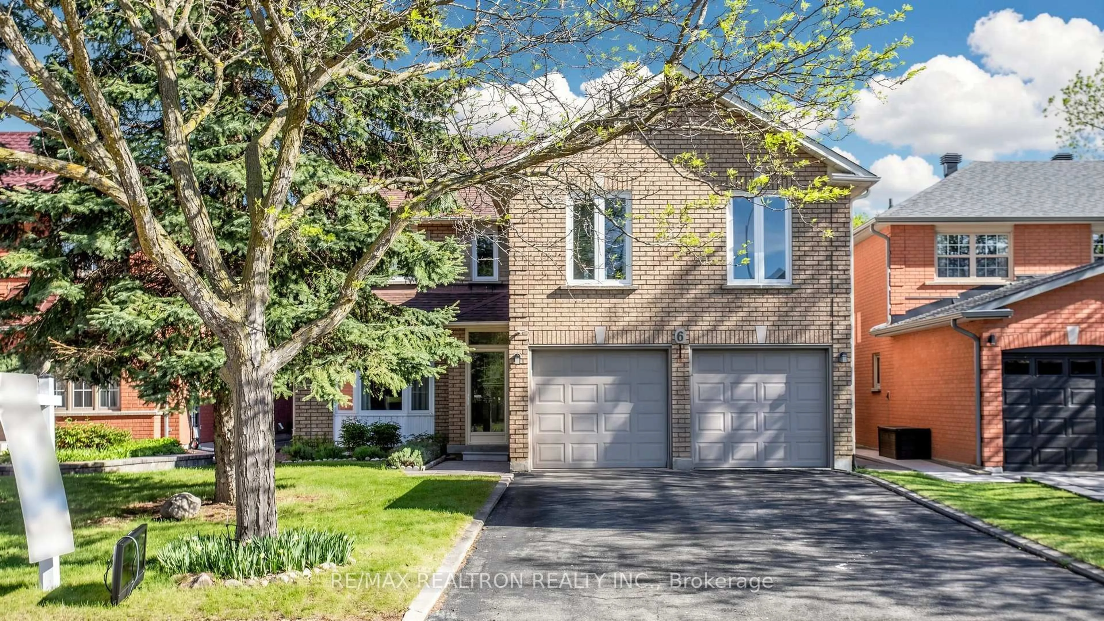 Home with brick exterior material, street for 6 Loyal Blue Cres, Richmond Hill Ontario L4S 1A2