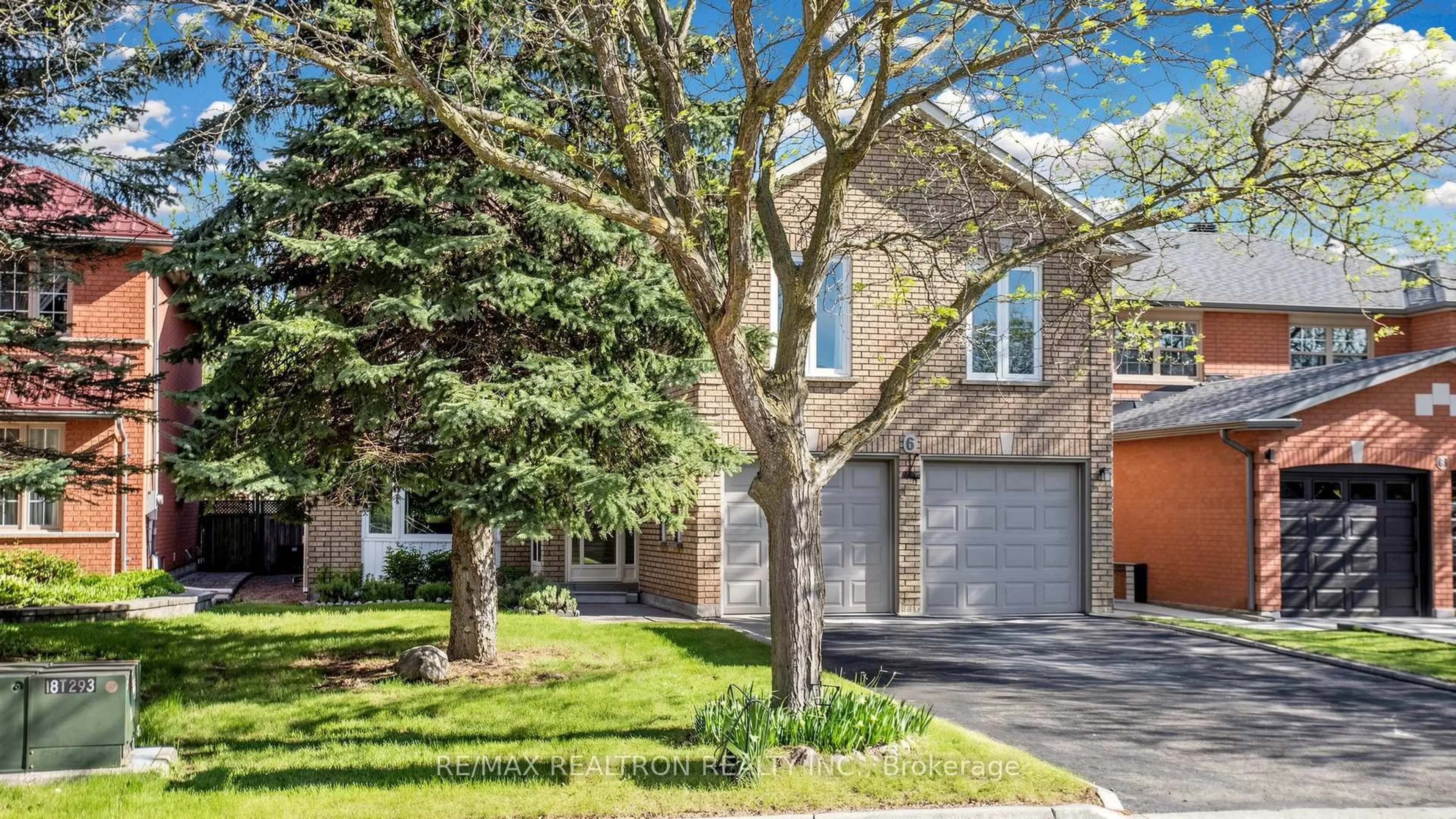 Home with brick exterior material, street for 6 Loyal Blue Cres, Richmond Hill Ontario L4S 1A2