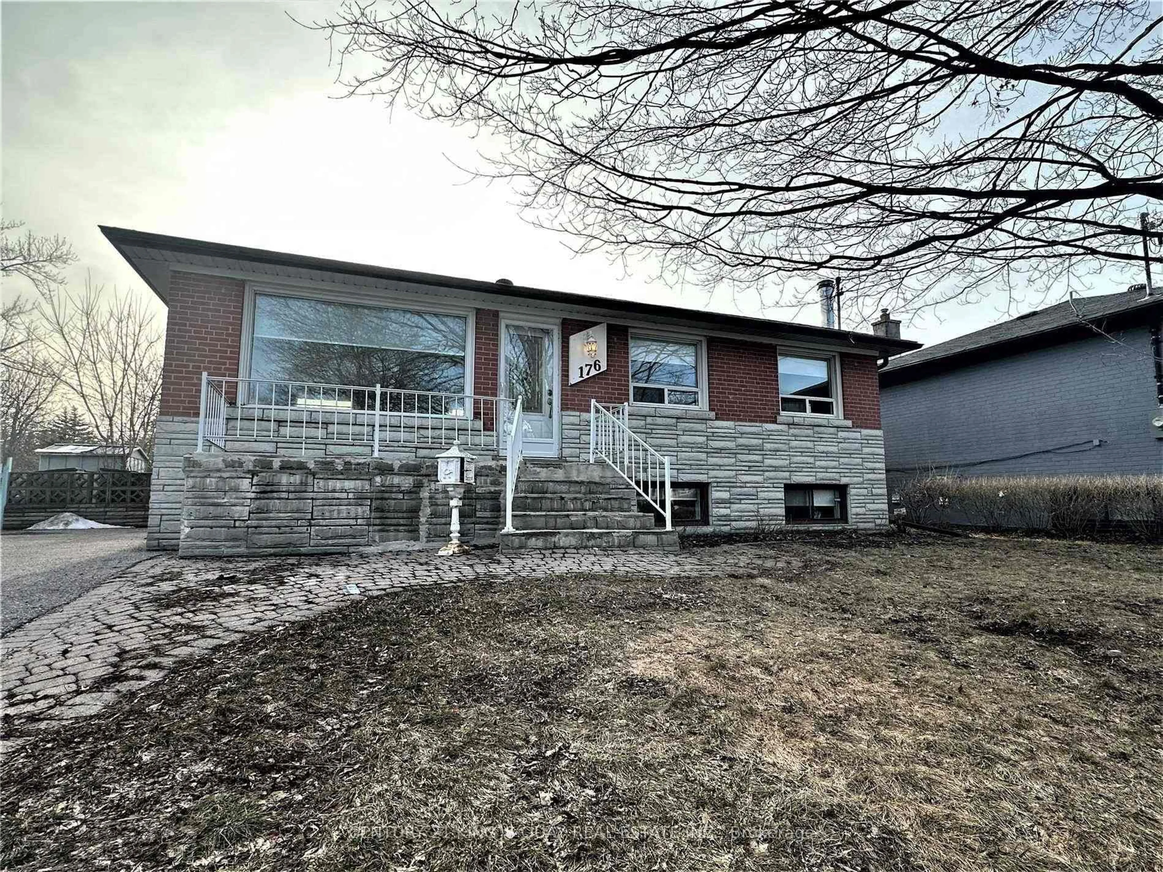 Unknown for 176 Felix Rd, Richmond Hill Ontario L4C 3M9