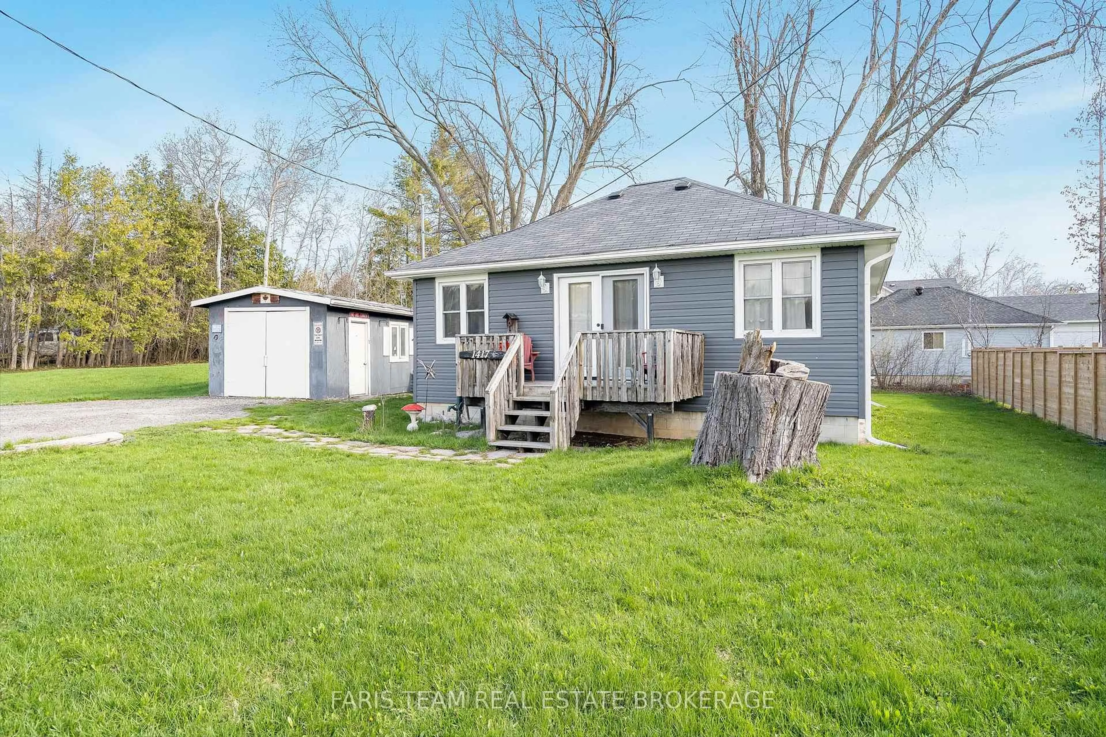 Shed for 1417 Maple Way, Innisfil Ontario L0L 1C0
