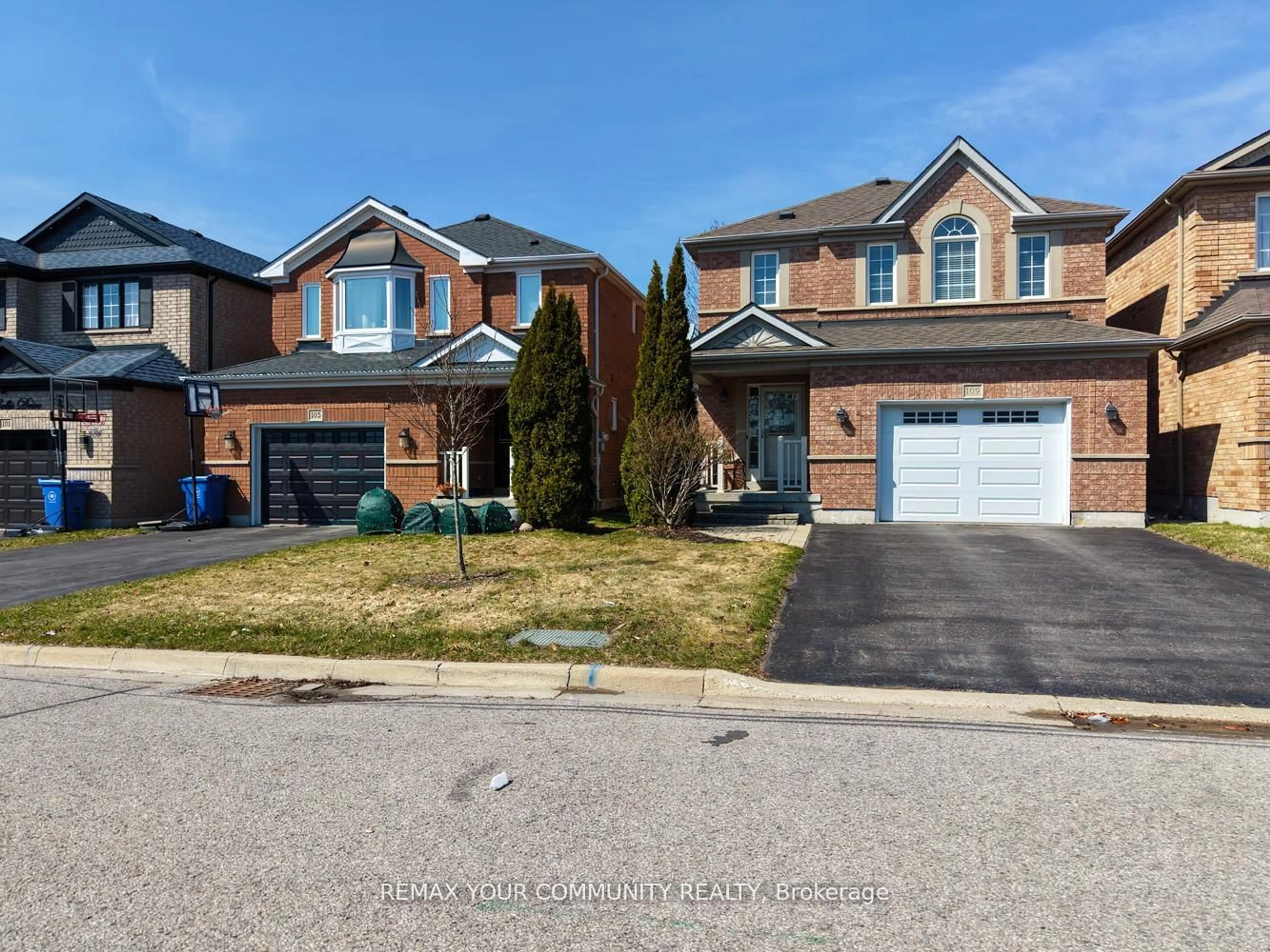 Home with brick exterior material, street for 109 Collis Dr, Aurora Ontario L4G 7V2