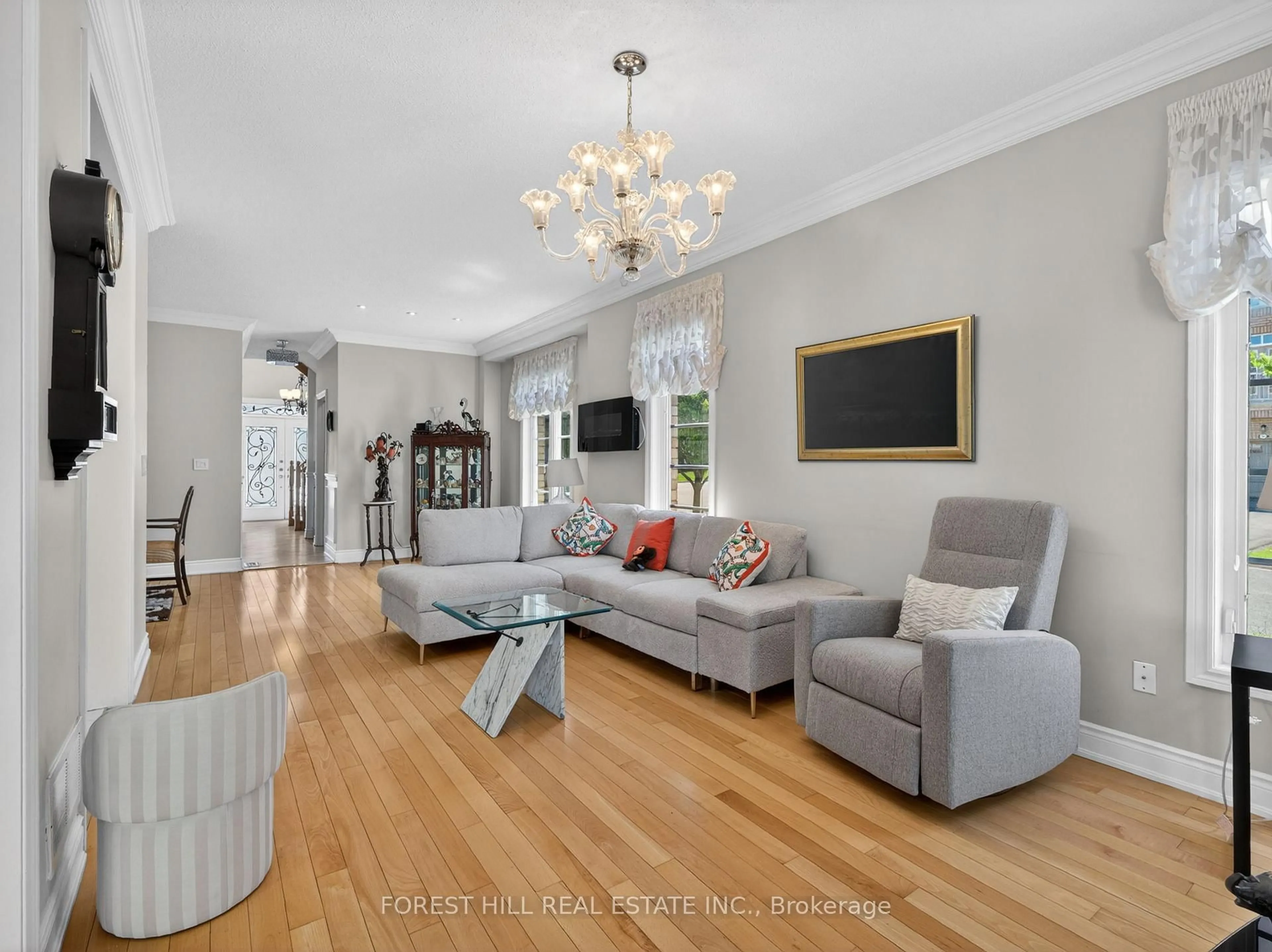 Living room with furniture, unknown for 56 Mintwood Rd, Vaughan Ontario L4J 9C3
