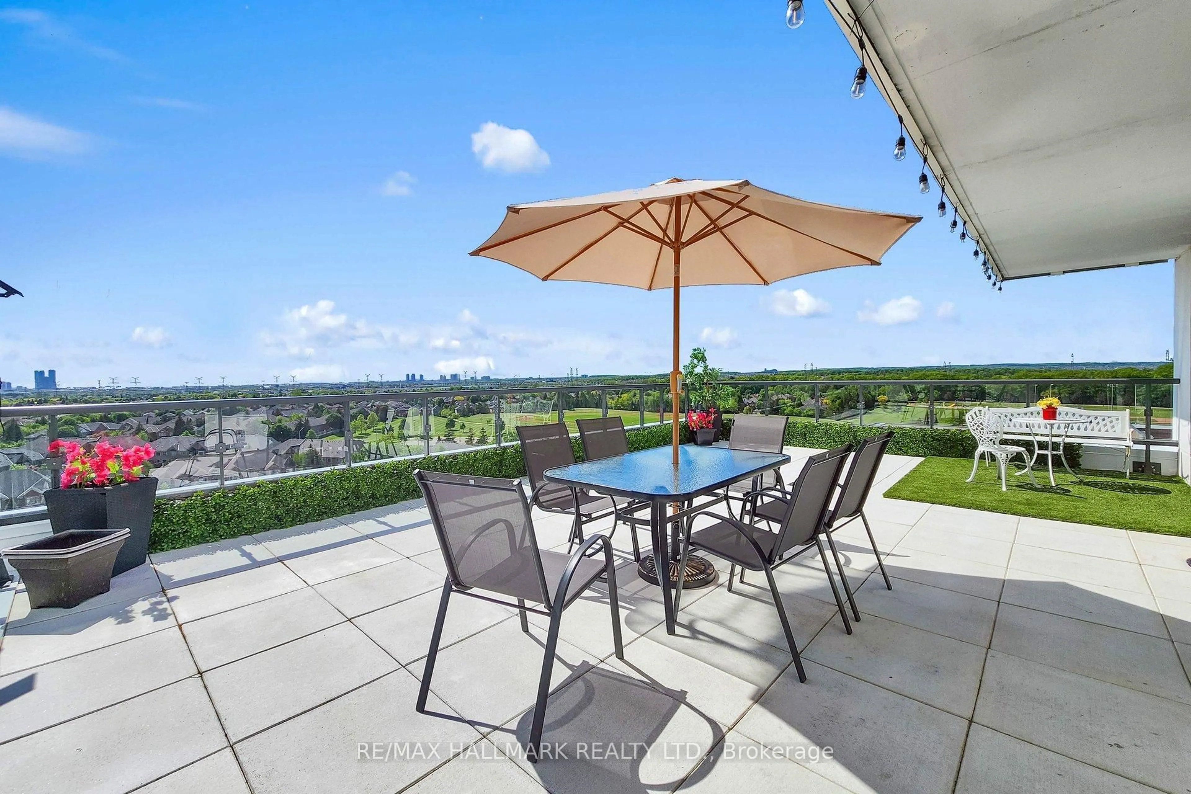 Patio, water/lake/river/ocean view for 8 Beverley Glen Blvd #1101, Vaughan Ontario L4J 0L5