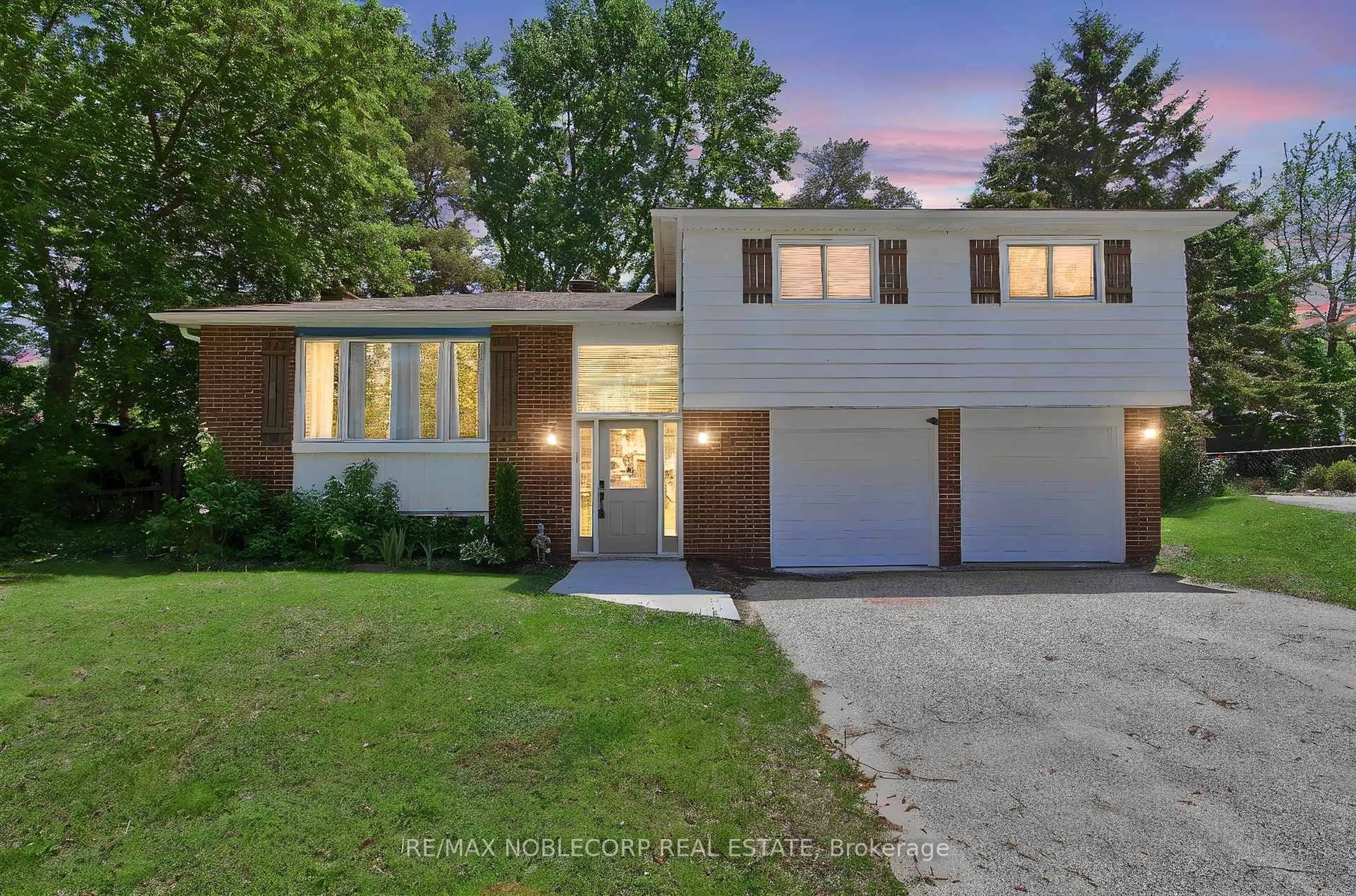Home with brick exterior material, street for 17 Larkdale Cres, Essa Ontario L0M 1B0