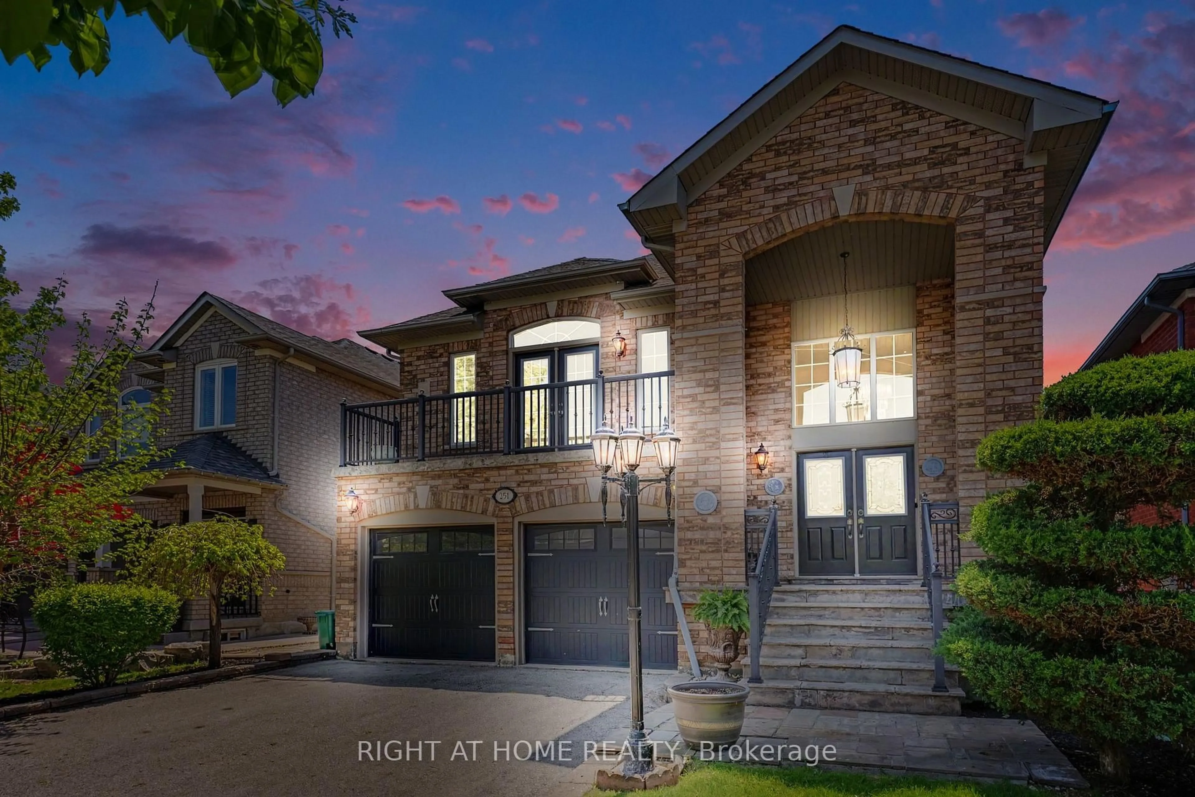 Home with brick exterior material, street for 251 Sonoma Blvd, Vaughan Ontario L4H 1R5