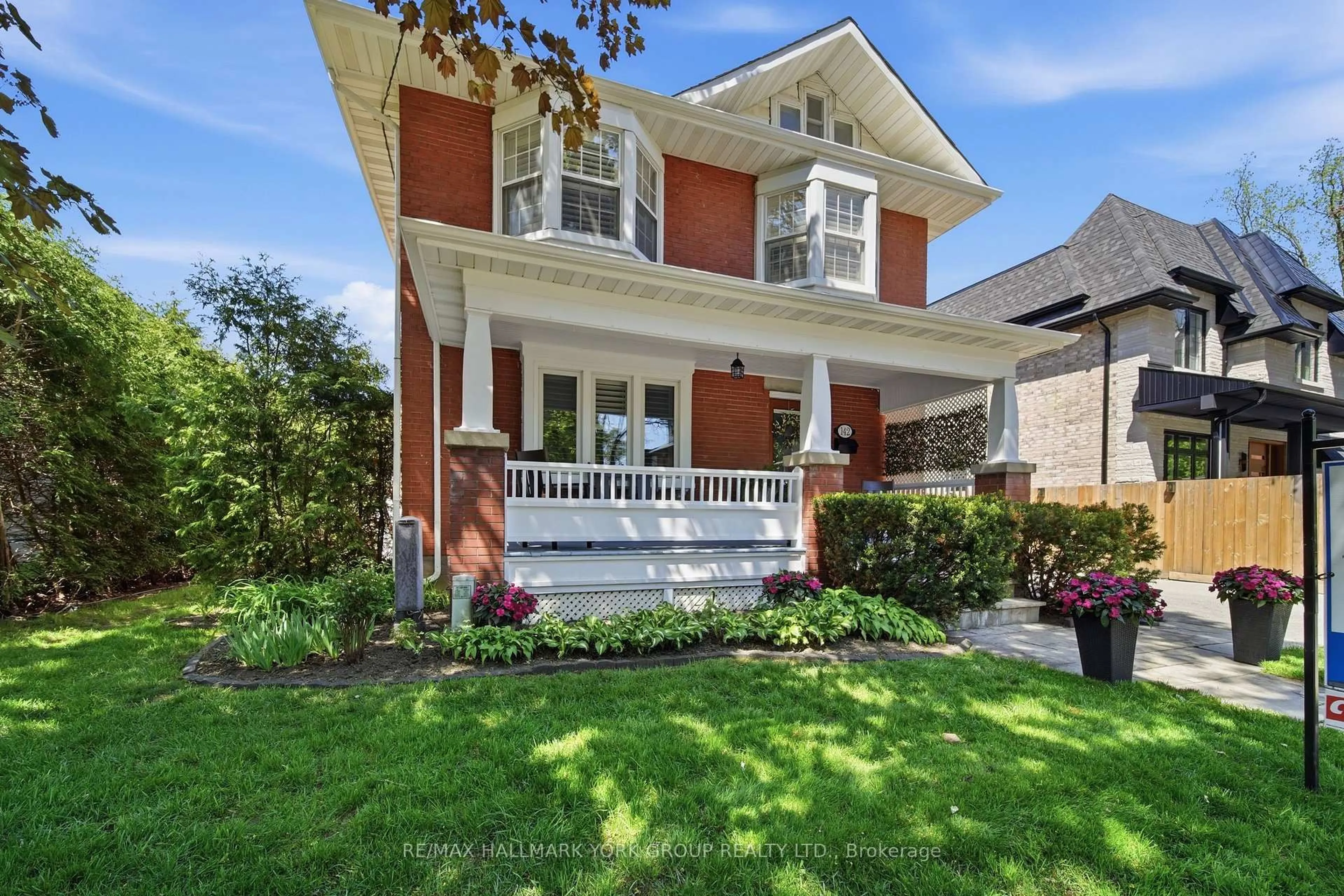 Home with brick exterior material, street for 142 Temperance St, Aurora Ontario L4G 2R4