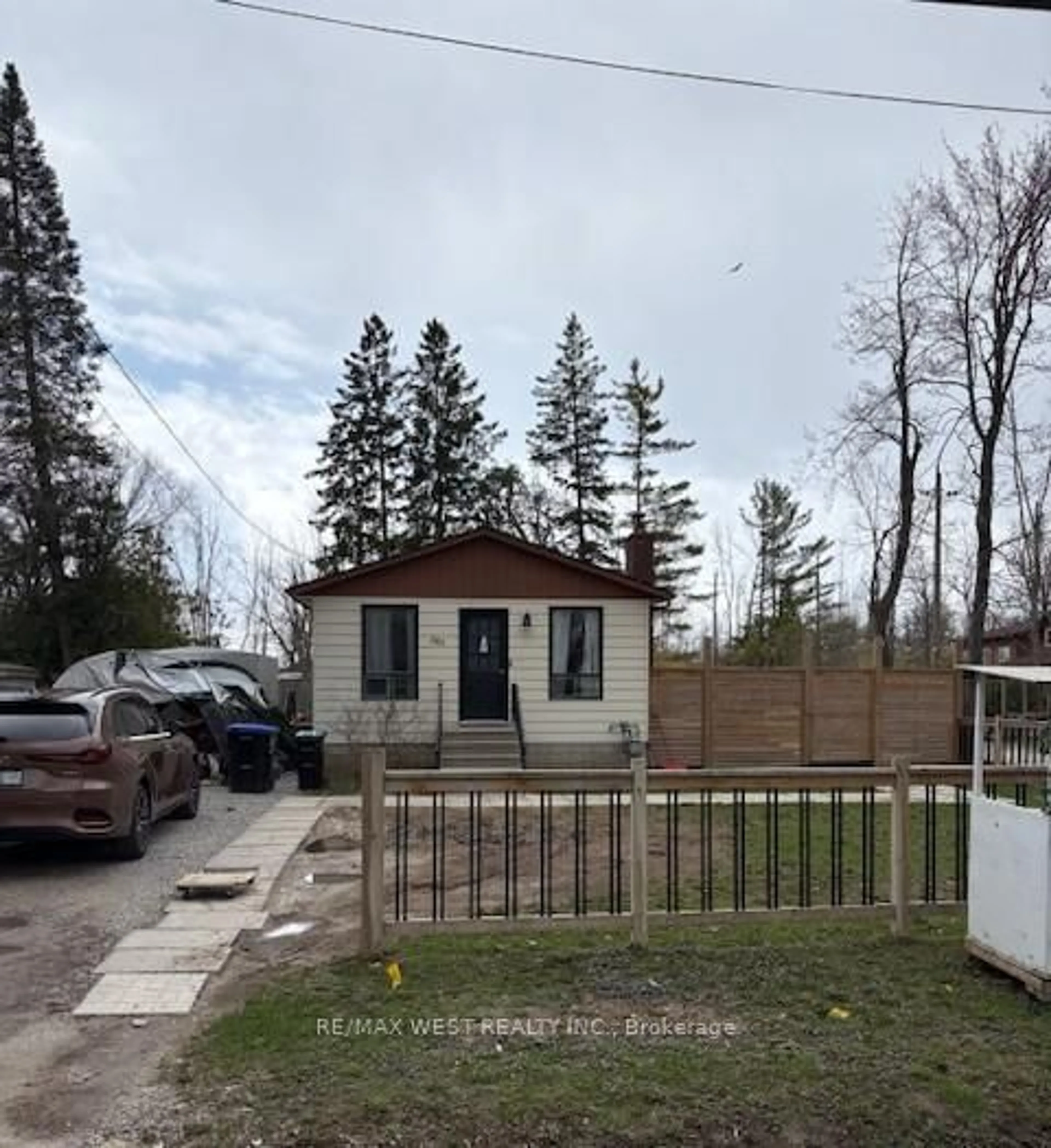 Shed for 661 9TH Line, Innisfil Ontario L9S 3X6