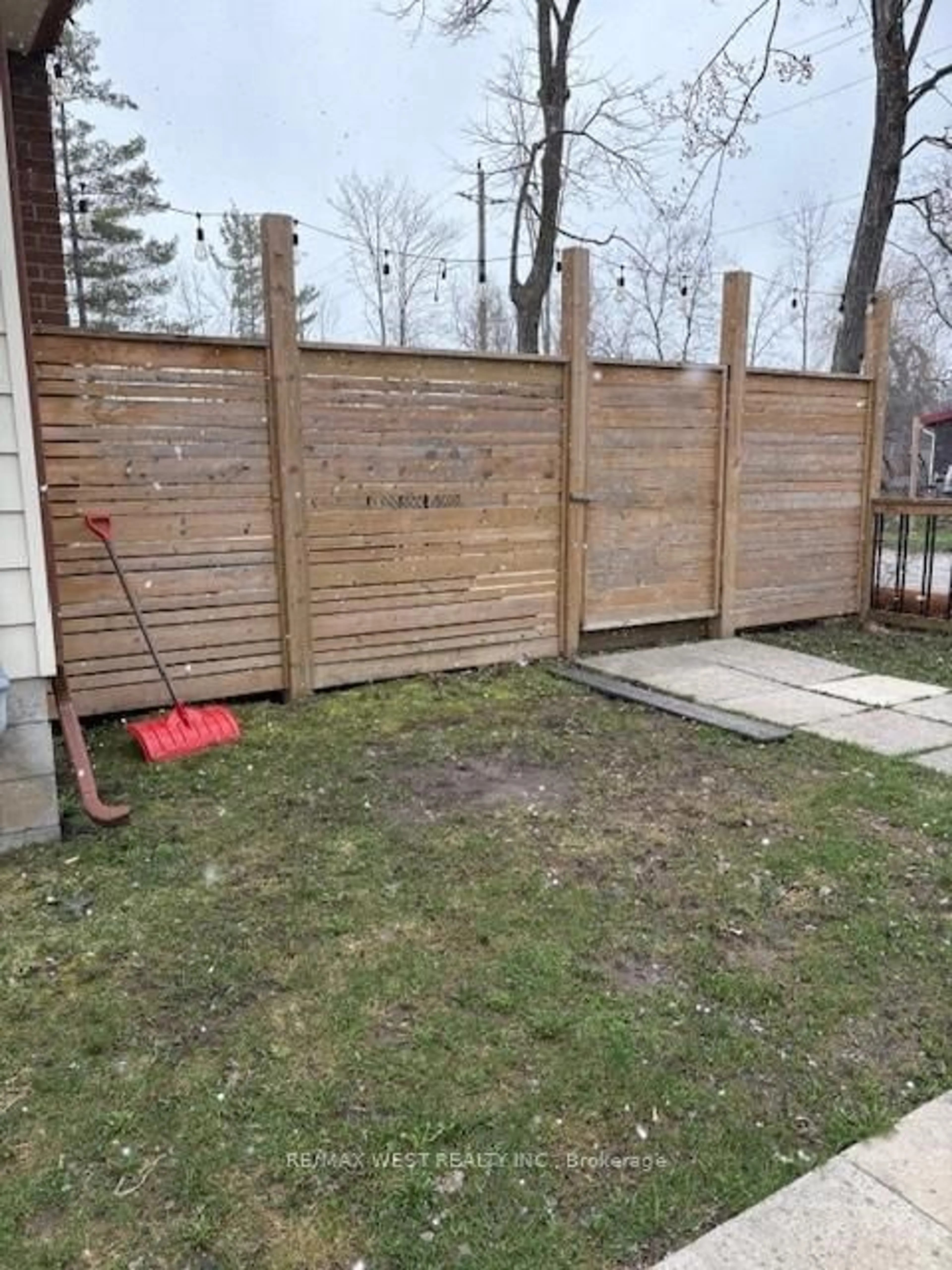 Shed for 661 9TH Line, Innisfil Ontario L9S 3X6
