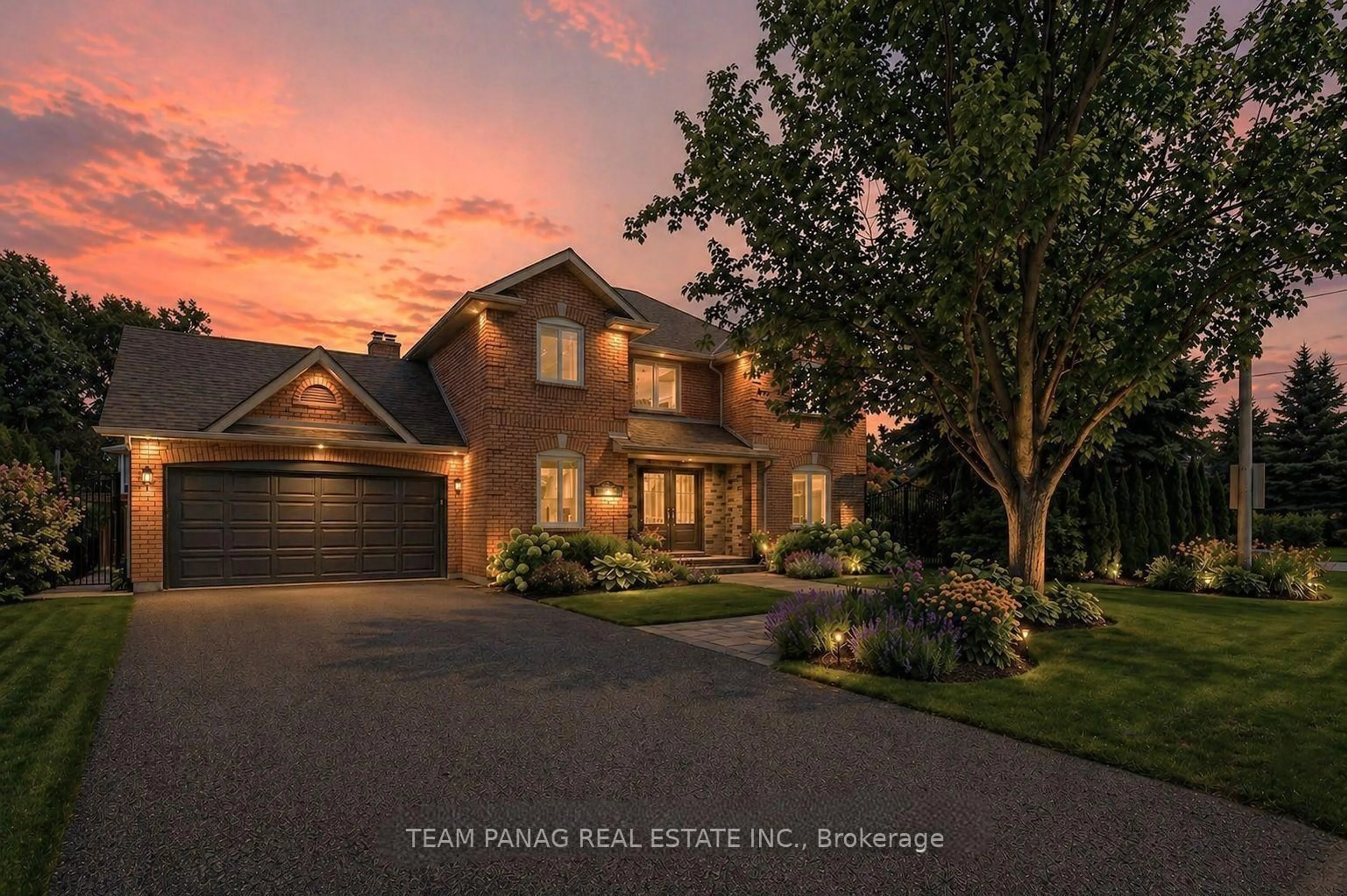 Home with brick exterior material, street for 133 Arten Ave, Richmond Hill Ontario L4C 9Y3