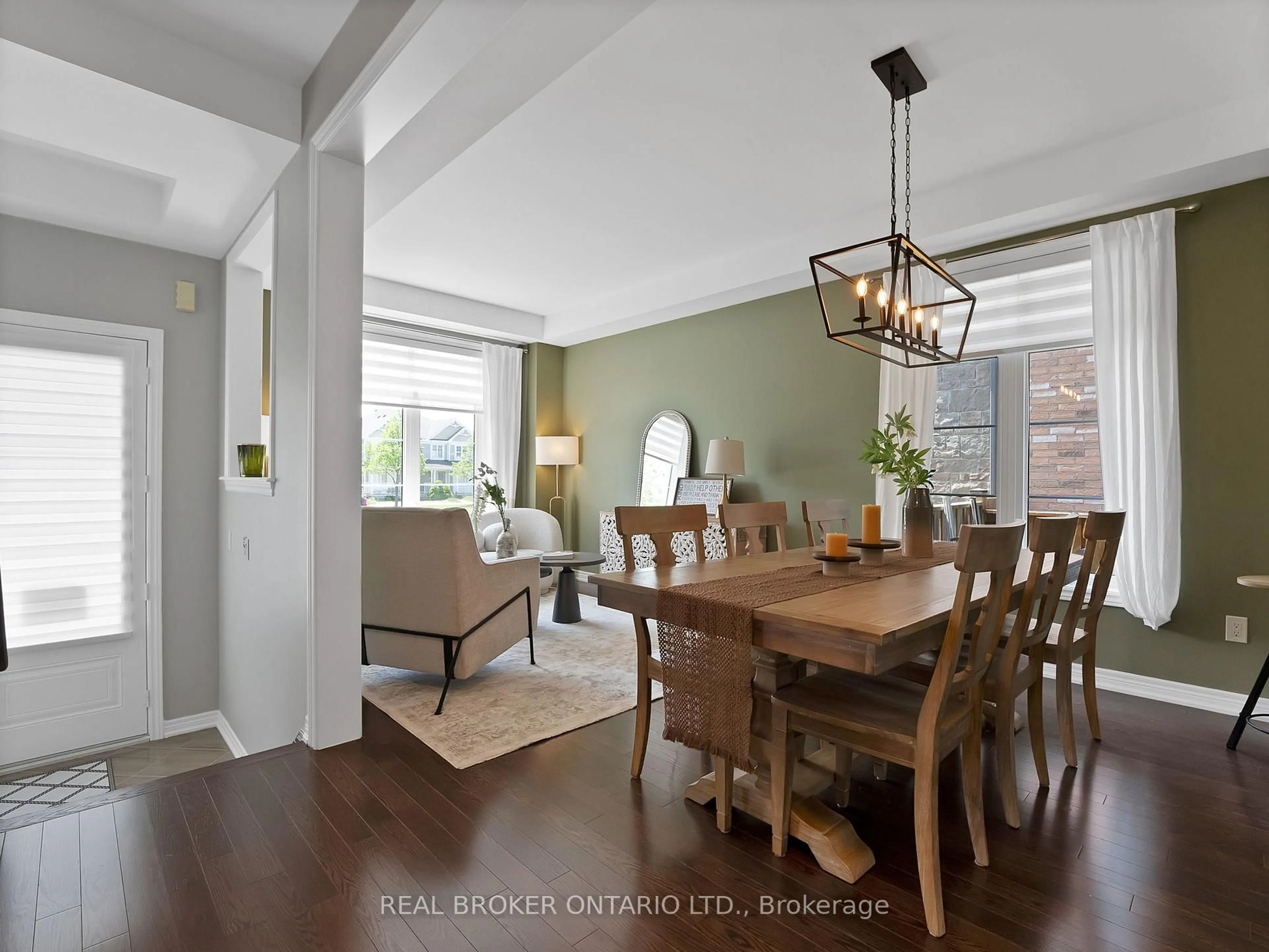 Dining room, wood/laminate floor for 19 Berryman Lane, Markham Ontario L6B 1M6