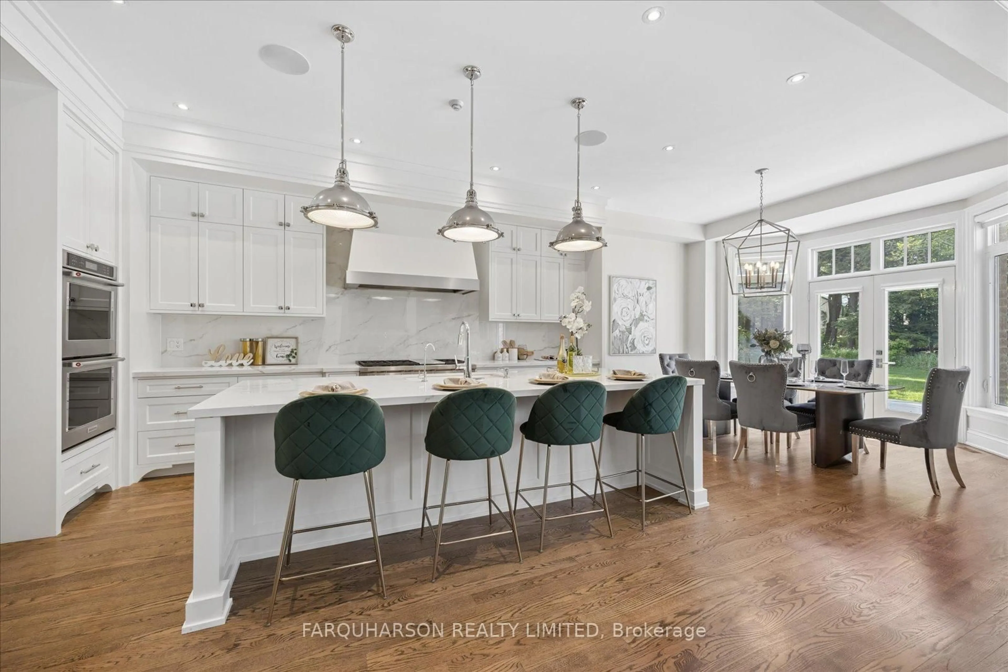 Open concept kitchen, unknown for 19 Glenhill Tr, Whitchurch-Stouffville Ontario L4A 1L9