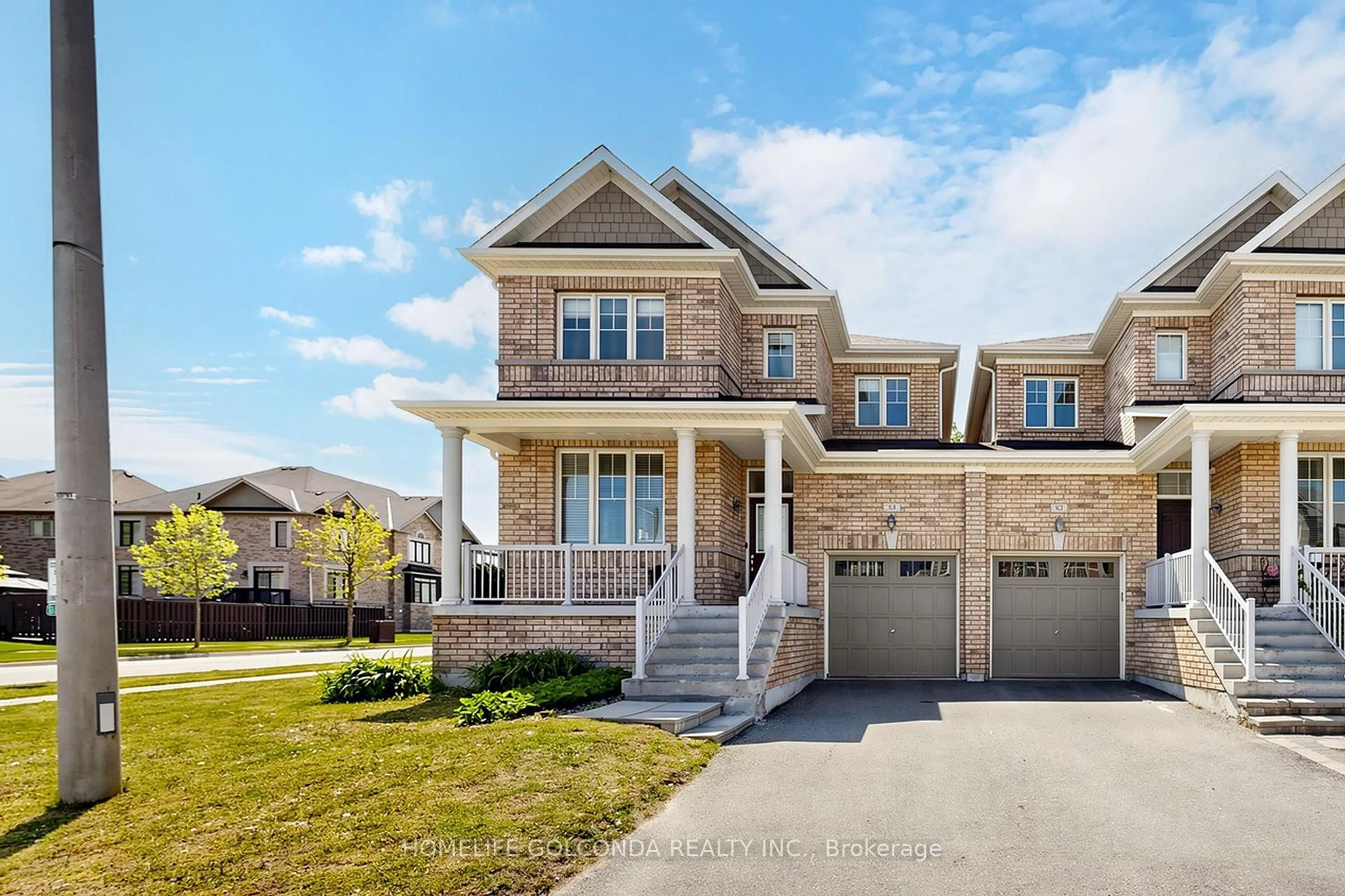 Home with brick exterior material, street for 84 Pavlova Cres, Richmond Hill Ontario L4E 0W1