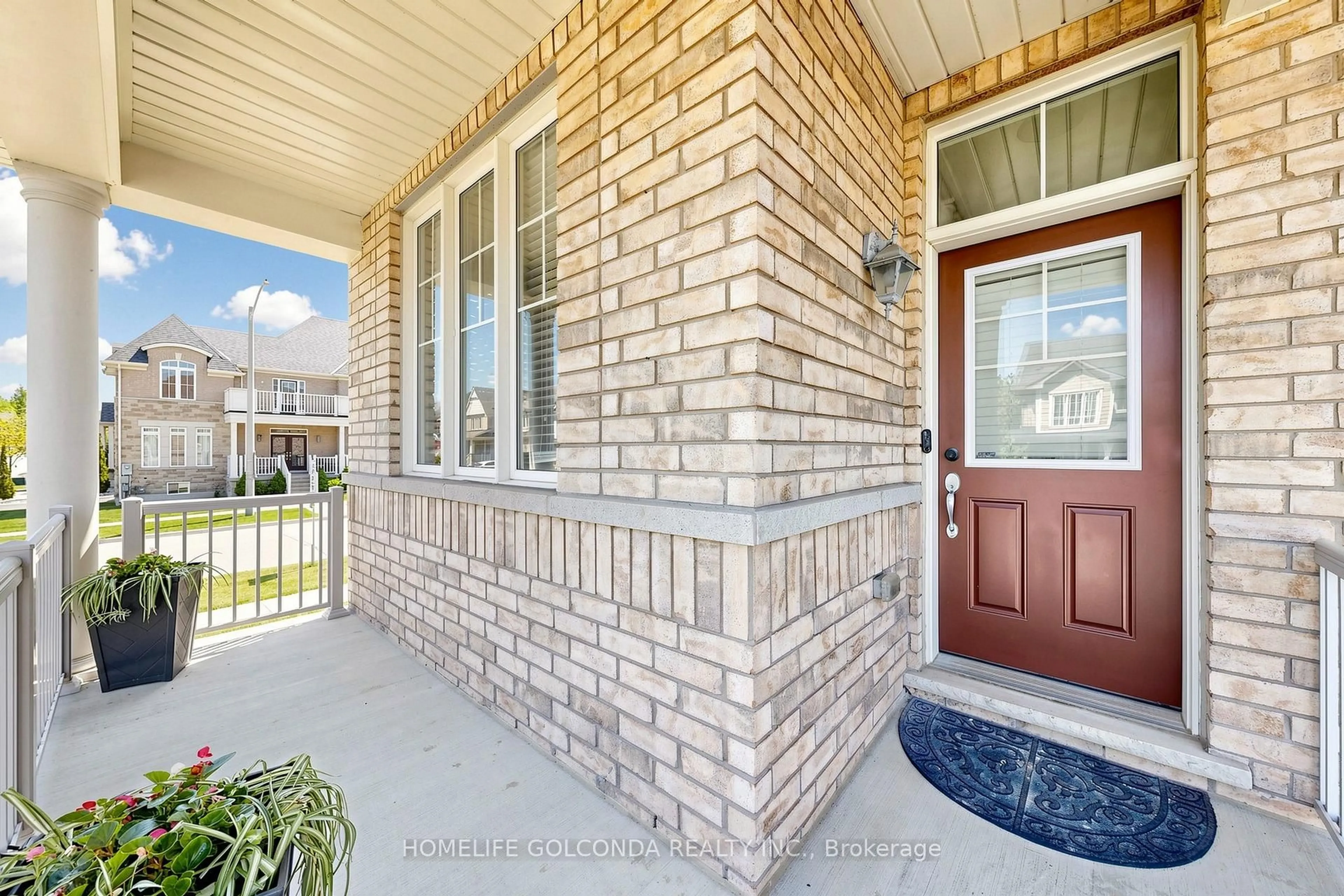 Home with brick exterior material, street for 84 Pavlova Cres, Richmond Hill Ontario L4E 0W1
