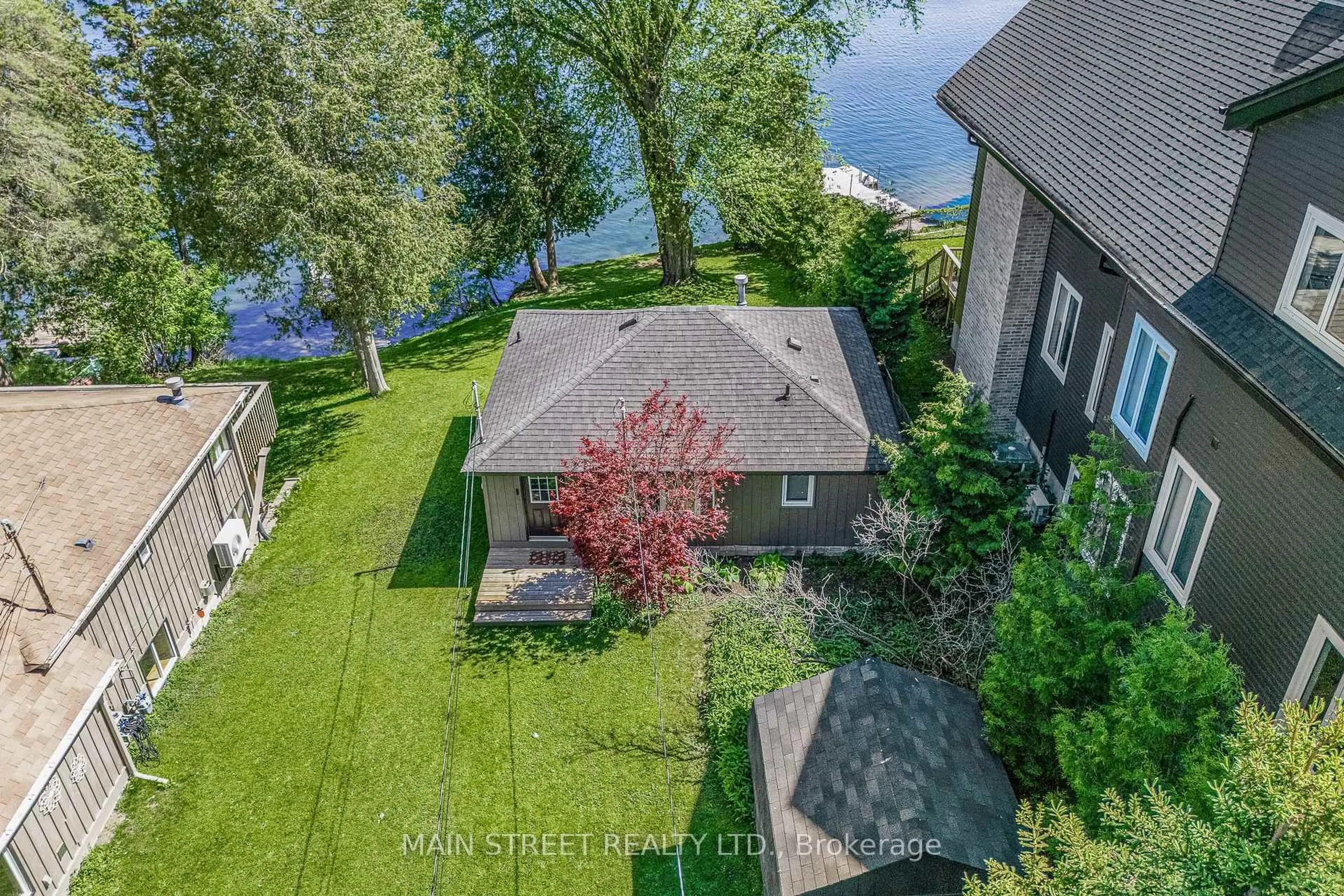 A pic from outside/outdoor area/front of a property/back of a property/a pic from drone, water/lake/river/ocean view for 73 Cedarvale Blvd, Whitchurch-Stouffville Ontario L4A 7X3