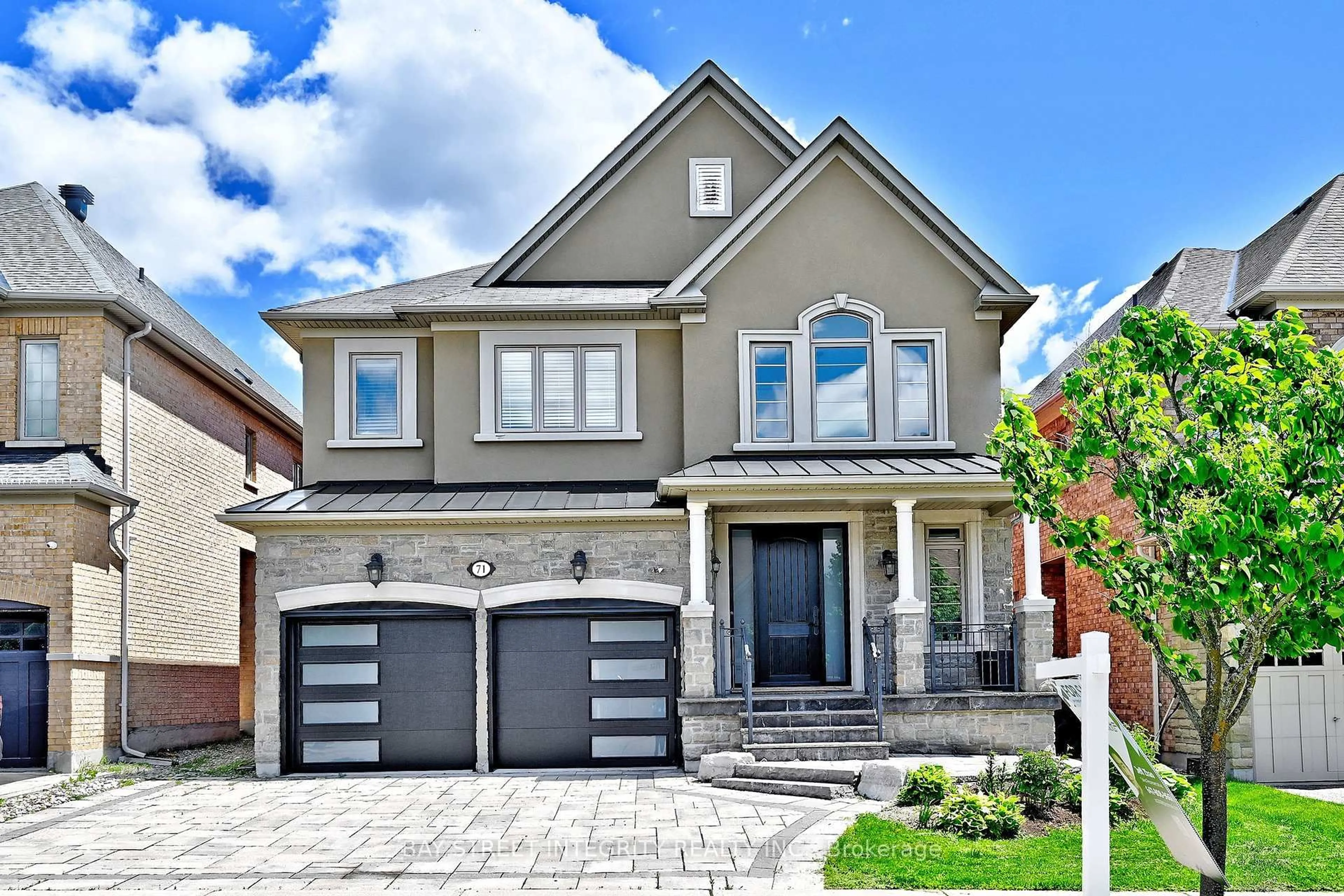 Home with brick exterior material, street for 71 Allison Ann Way, Vaughan Ontario L6A 0J4