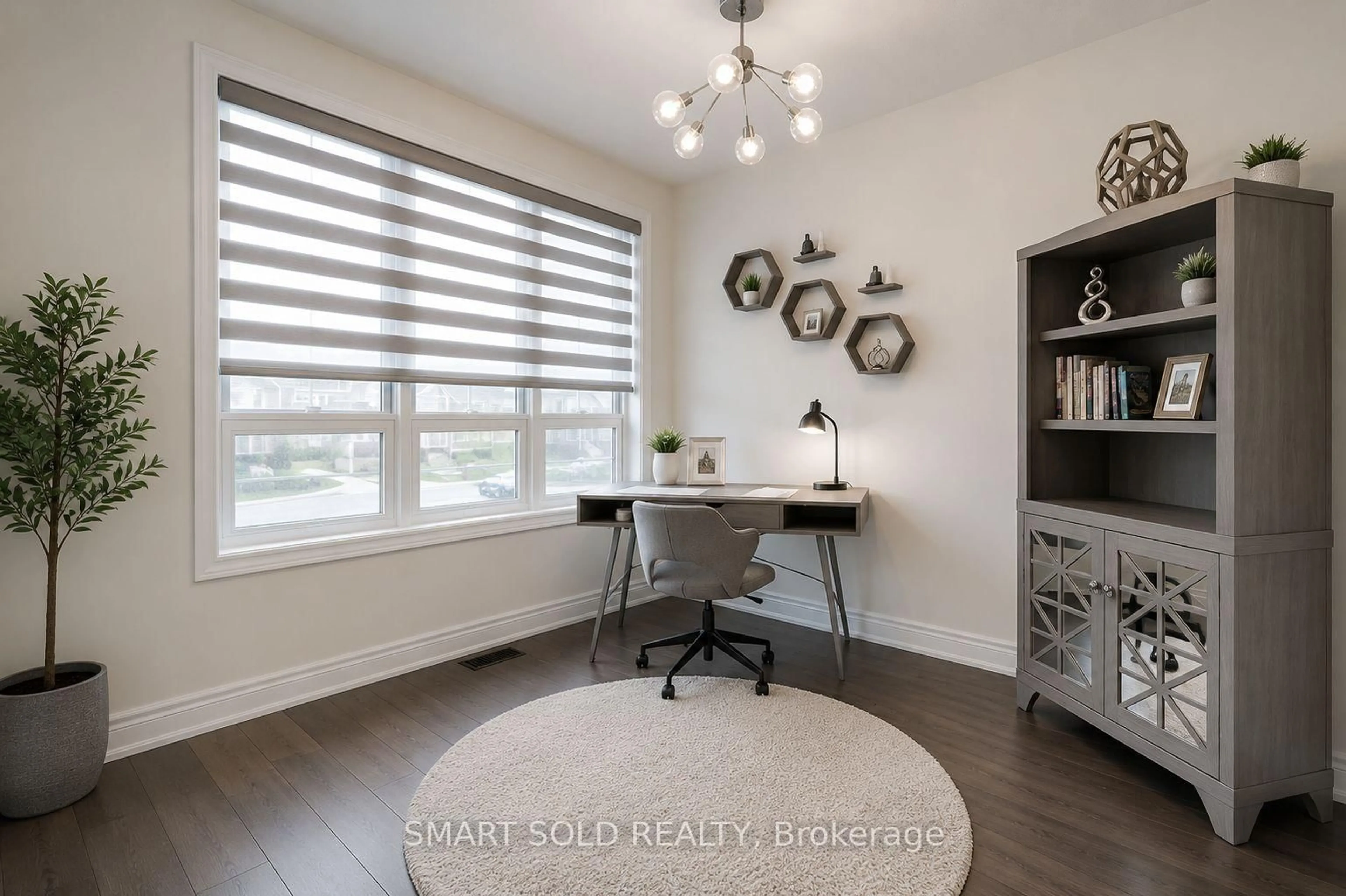 A pic of a room for 207 Walter English Dr, East Gwillimbury Ontario L9N 0R8