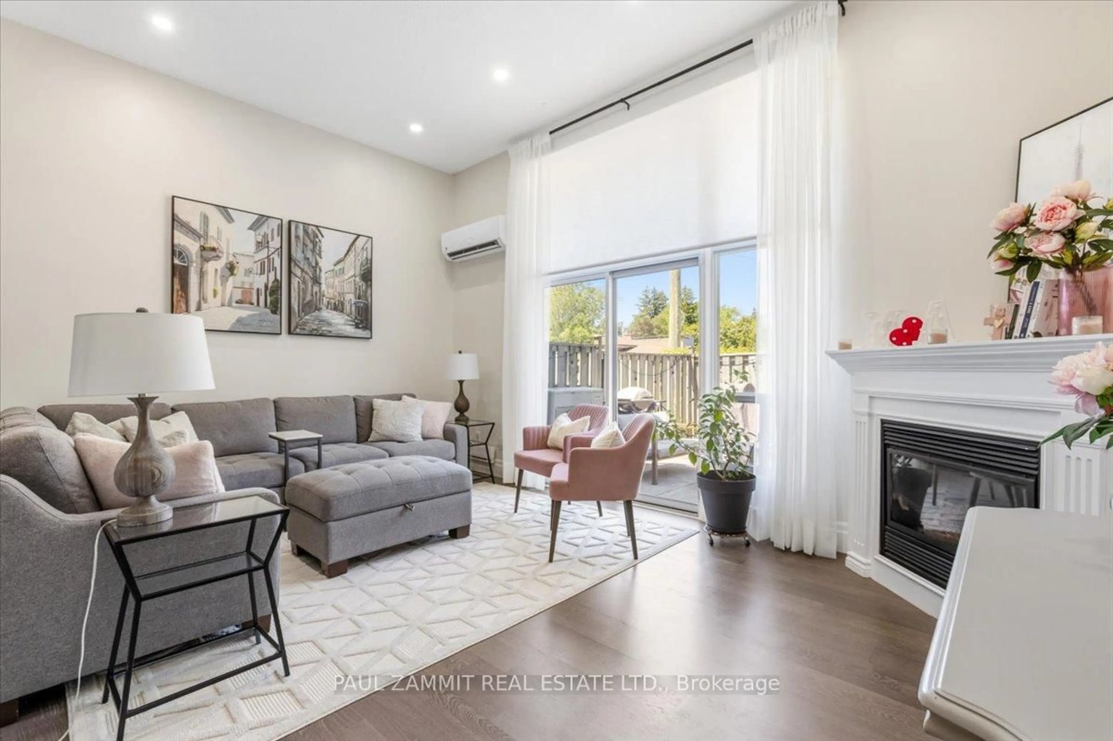 Living room with furniture, unknown for 141 Clark Ave #54, Markham Ontario L3T 4P4