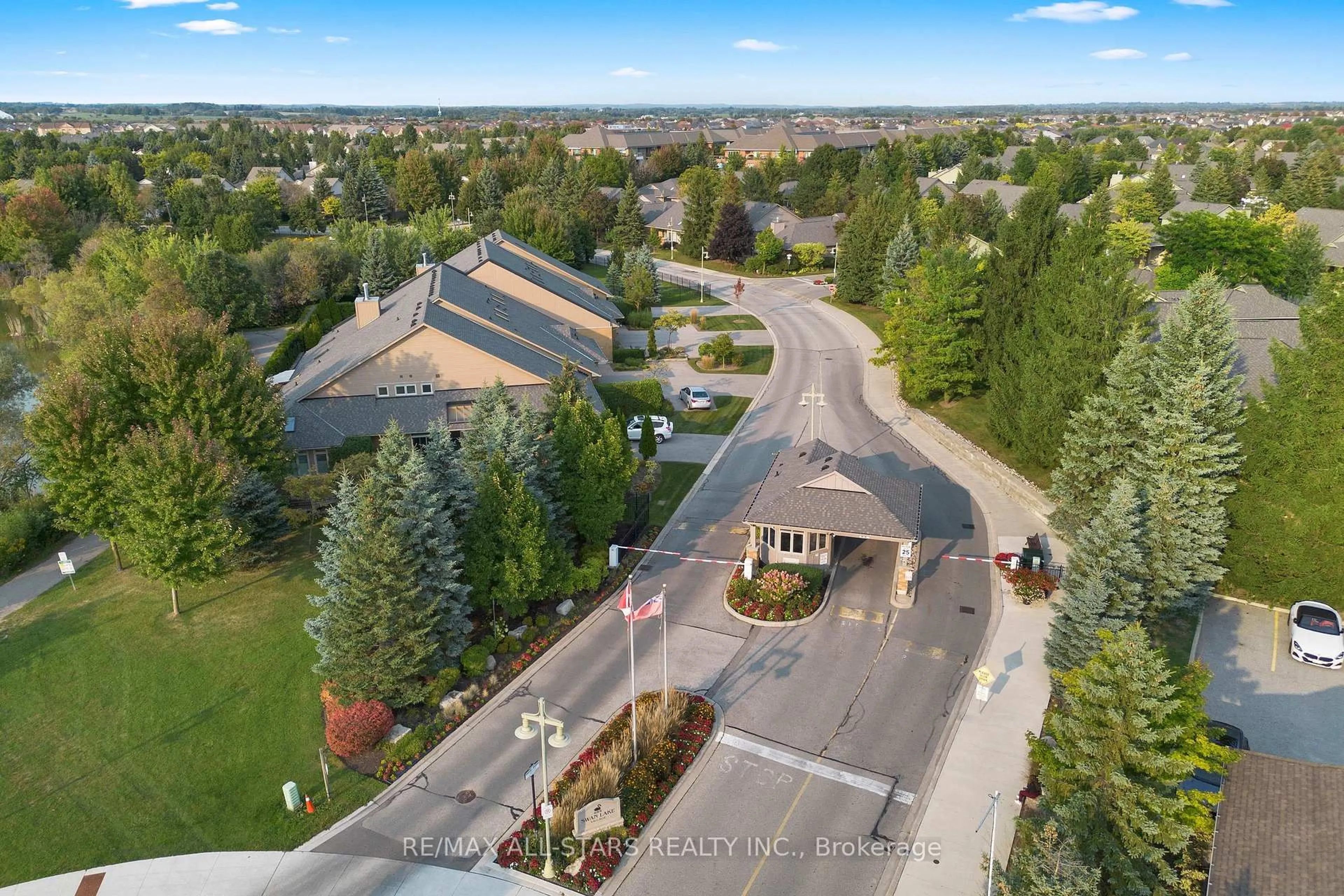 A pic from outside/outdoor area/front of a property/back of a property/a pic from drone, unknown for 80 The Boardwalk Way #322, Markham Ontario L6E 1B8