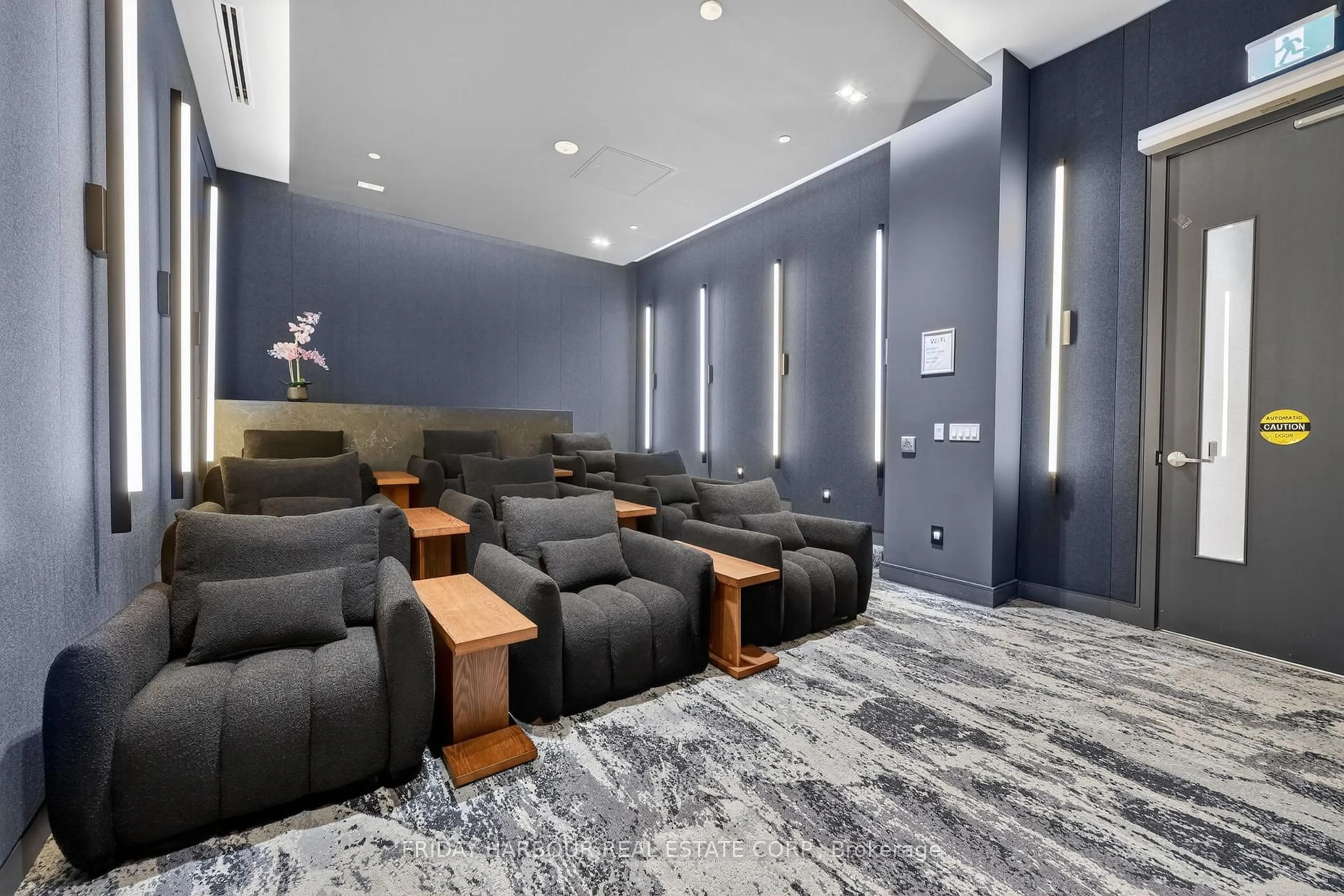 Home theater for 333 Sunseeker Ave #517, Innisfil Ontario L9S 0J7