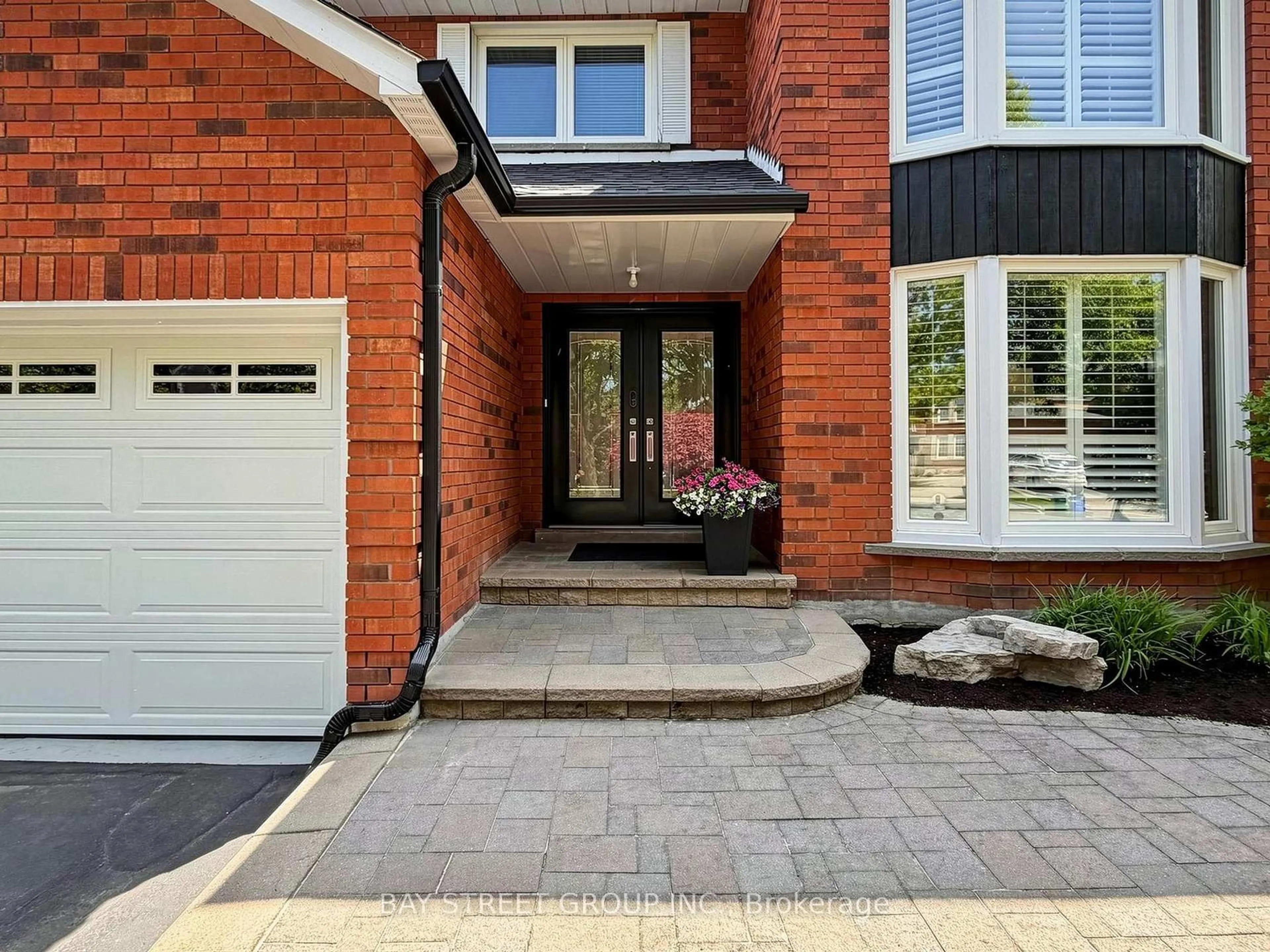 Home with brick exterior material, street for 46 Valleyview Rd, Markham Ontario L3T 6Y9