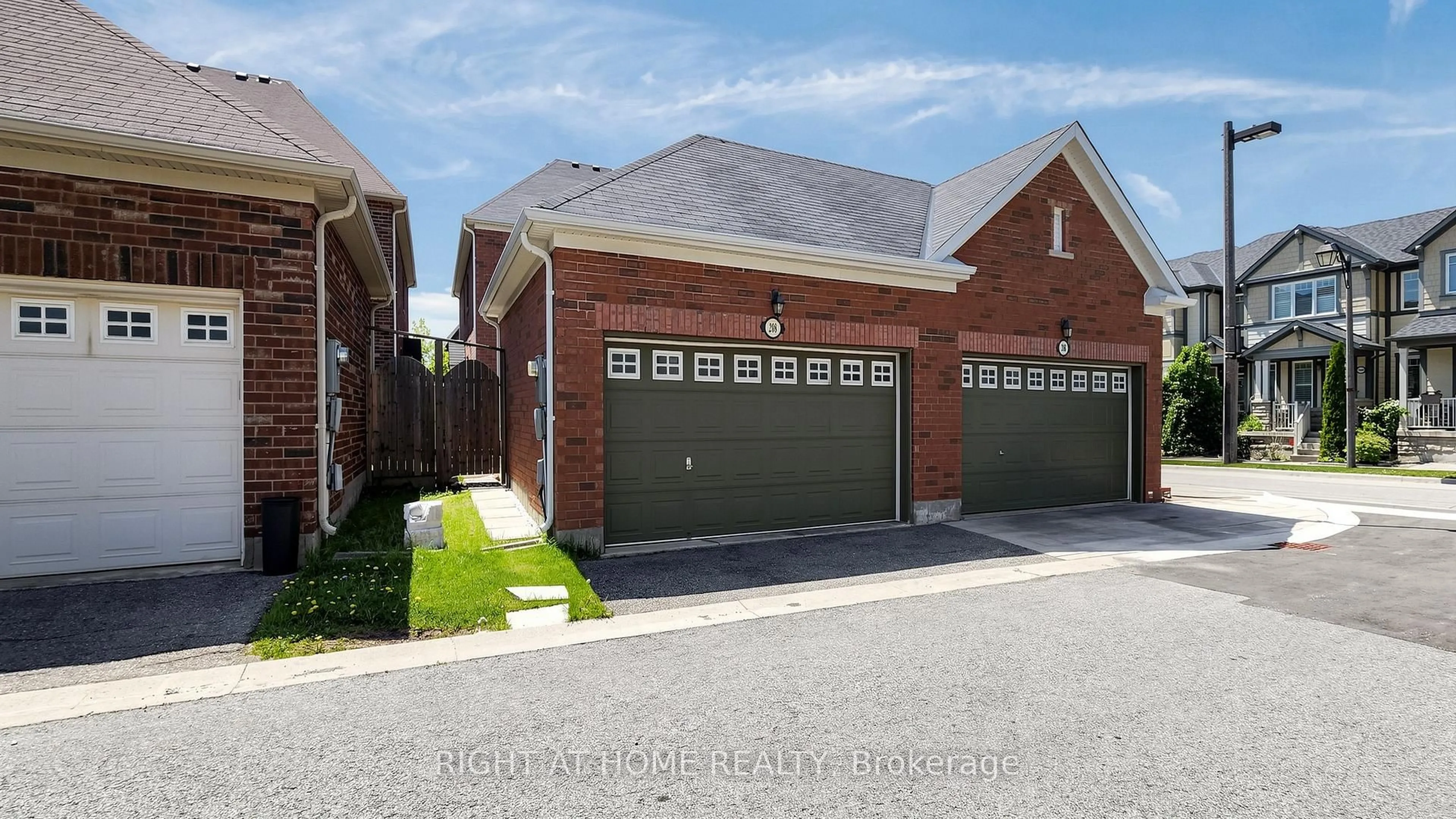 Home with brick exterior material, street for 208 Cornell Park Ave, Markham Ontario L6B 0R1