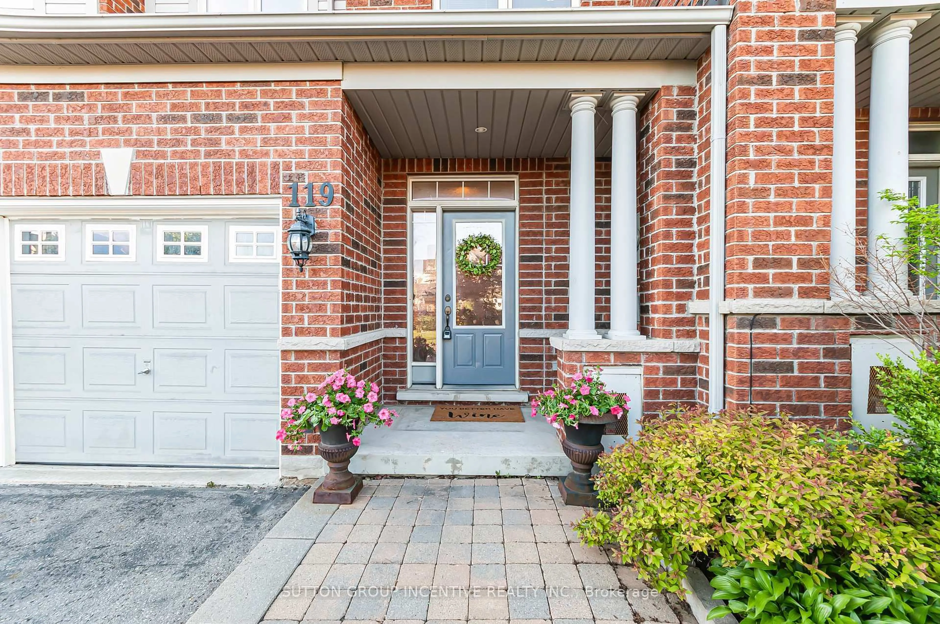Home with brick exterior material, street for 119 Thatcher Cres, East Gwillimbury Ontario L9N 0B9