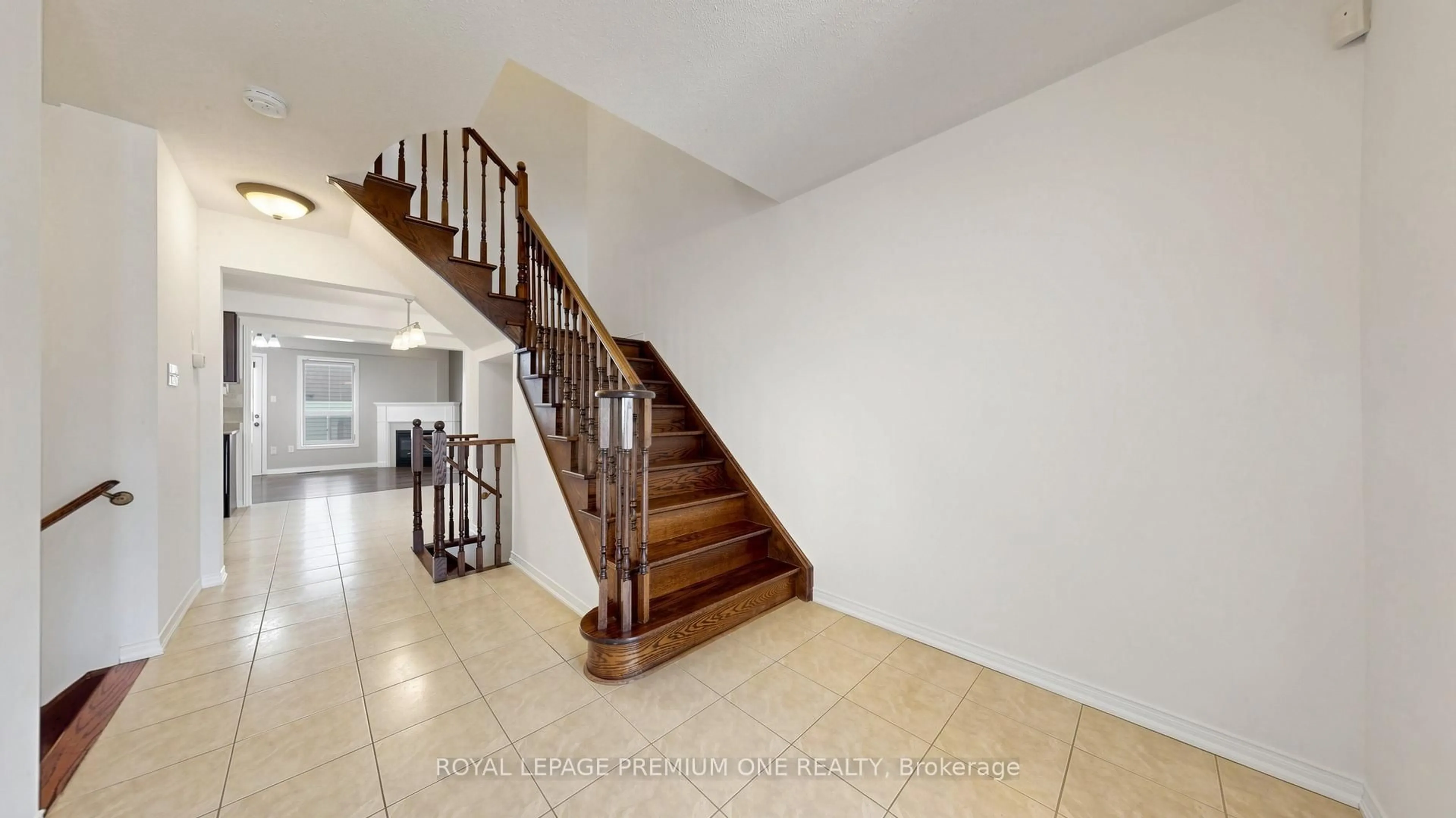 Stairs for 108 Argento Cres, Vaughan Ontario L4H 0B6