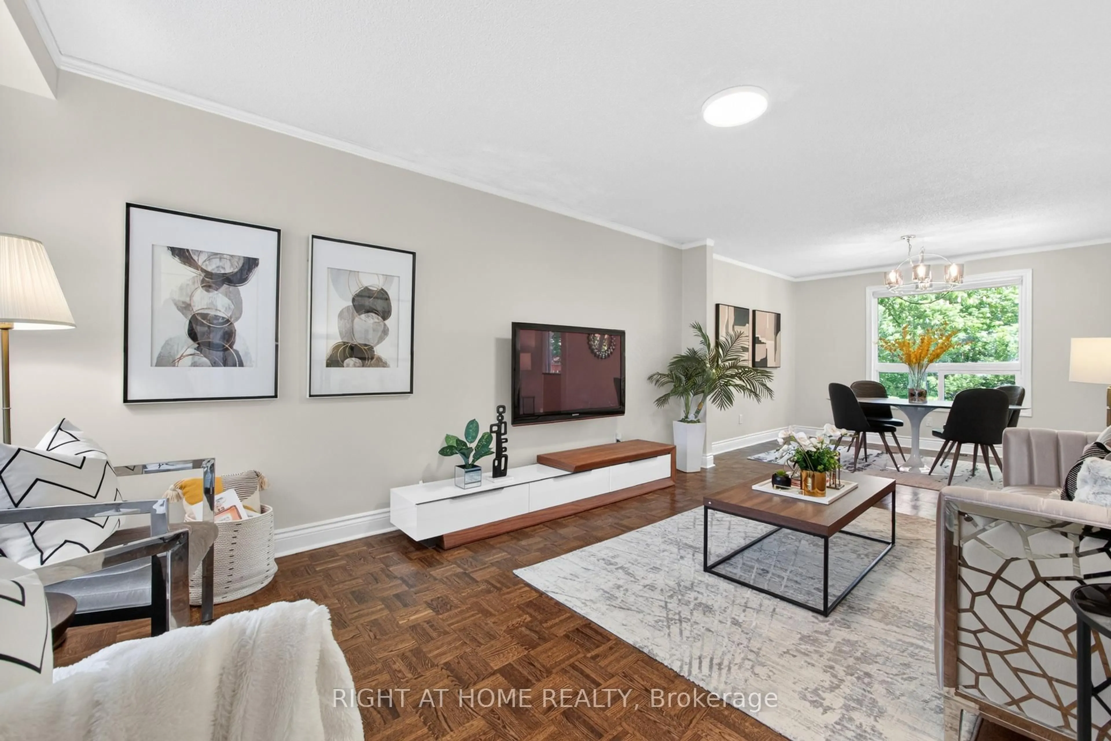 Living room with furniture, unknown for 45 Lansbury Crt, Vaughan Ontario L4J 5K1