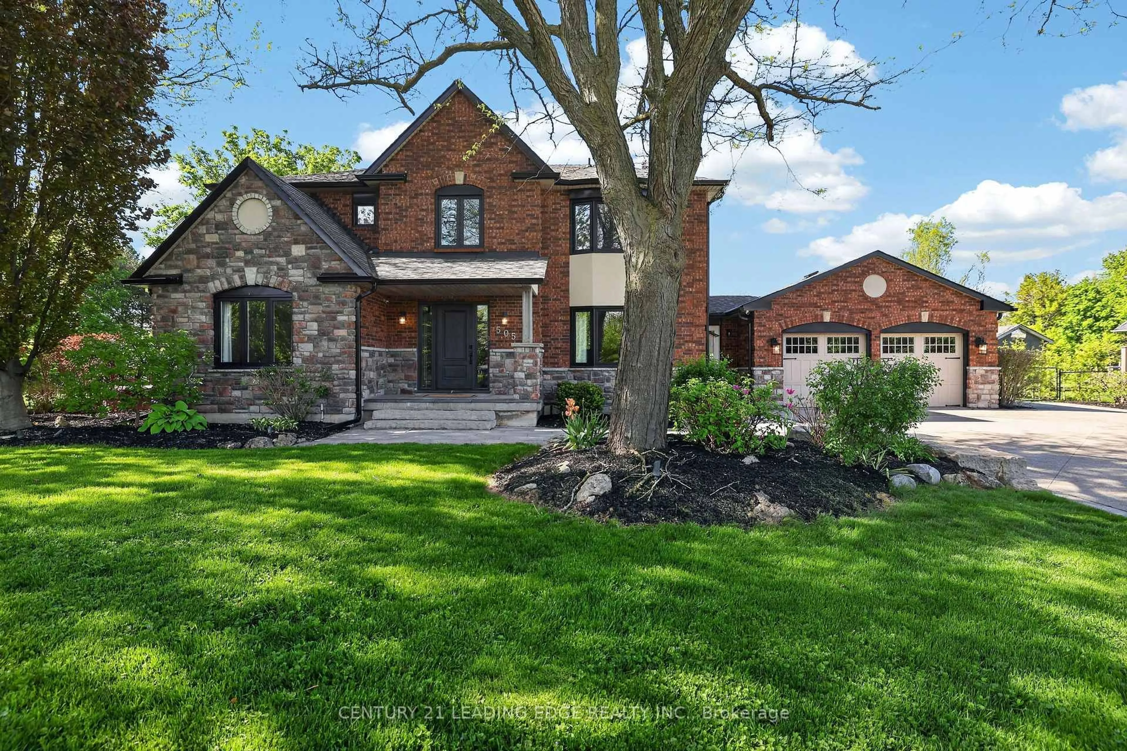 Home with brick exterior material, street for 505 Aintree Dr, Whitchurch-Stouffville Ontario L4A 7H5