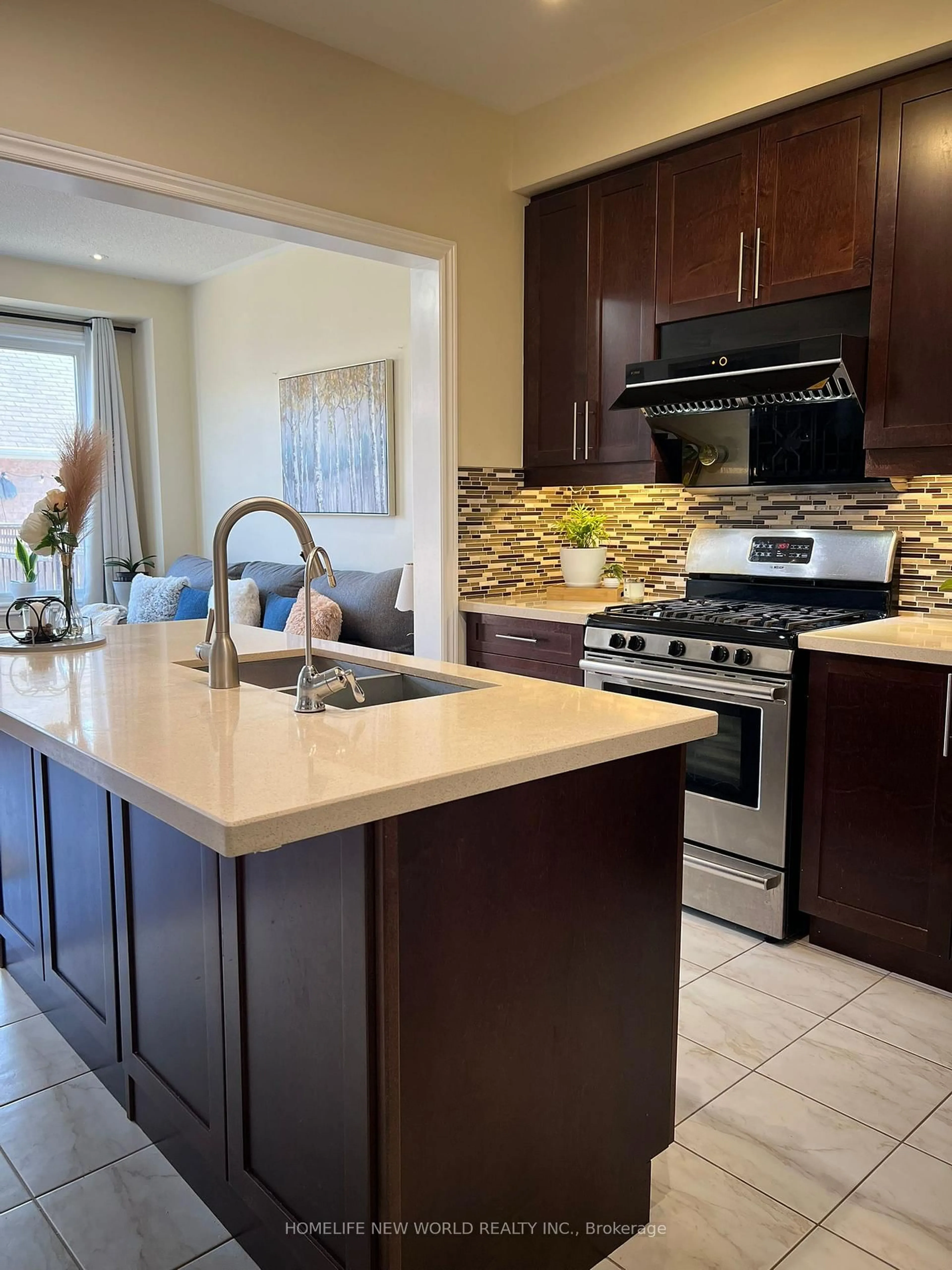 Open concept kitchen, ceramic/tile floor for 35 Cinemark Ave, Markham Ontario L6B 0W2