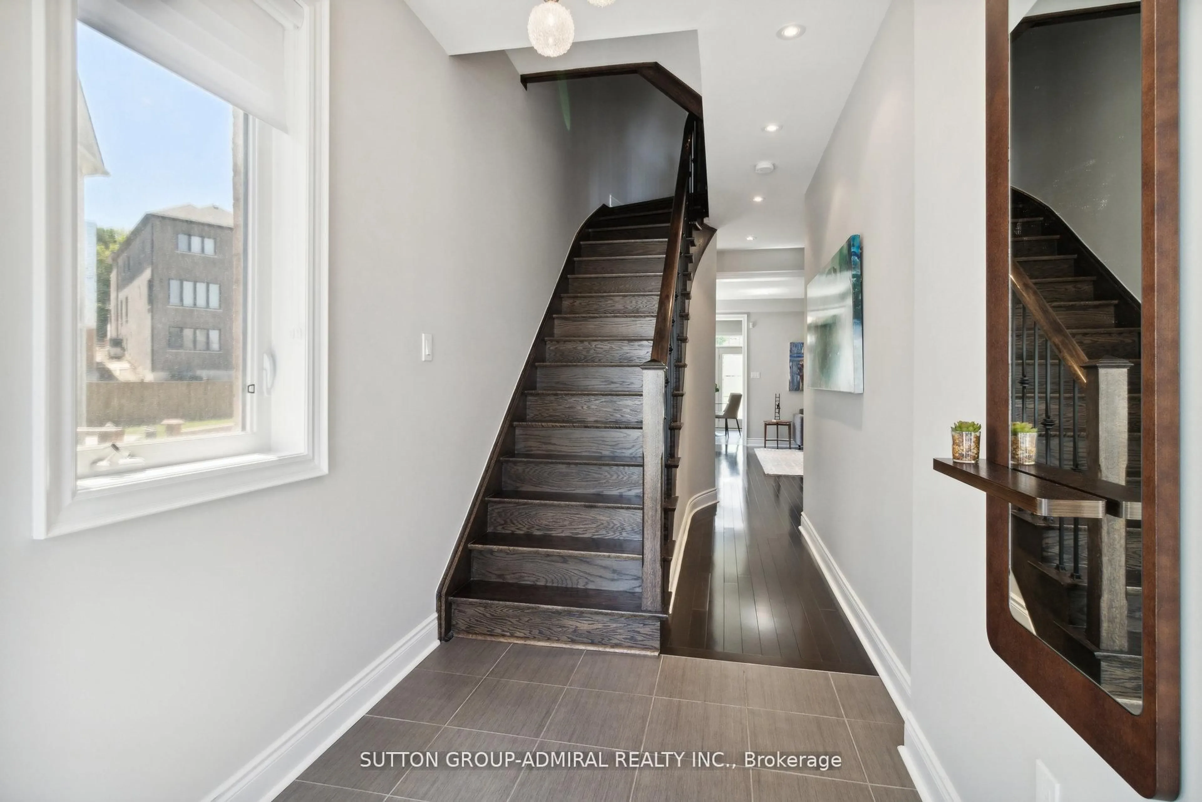 Indoor entryway for 67 Bristlewood Cres, Vaughan Ontario L4J 9K9