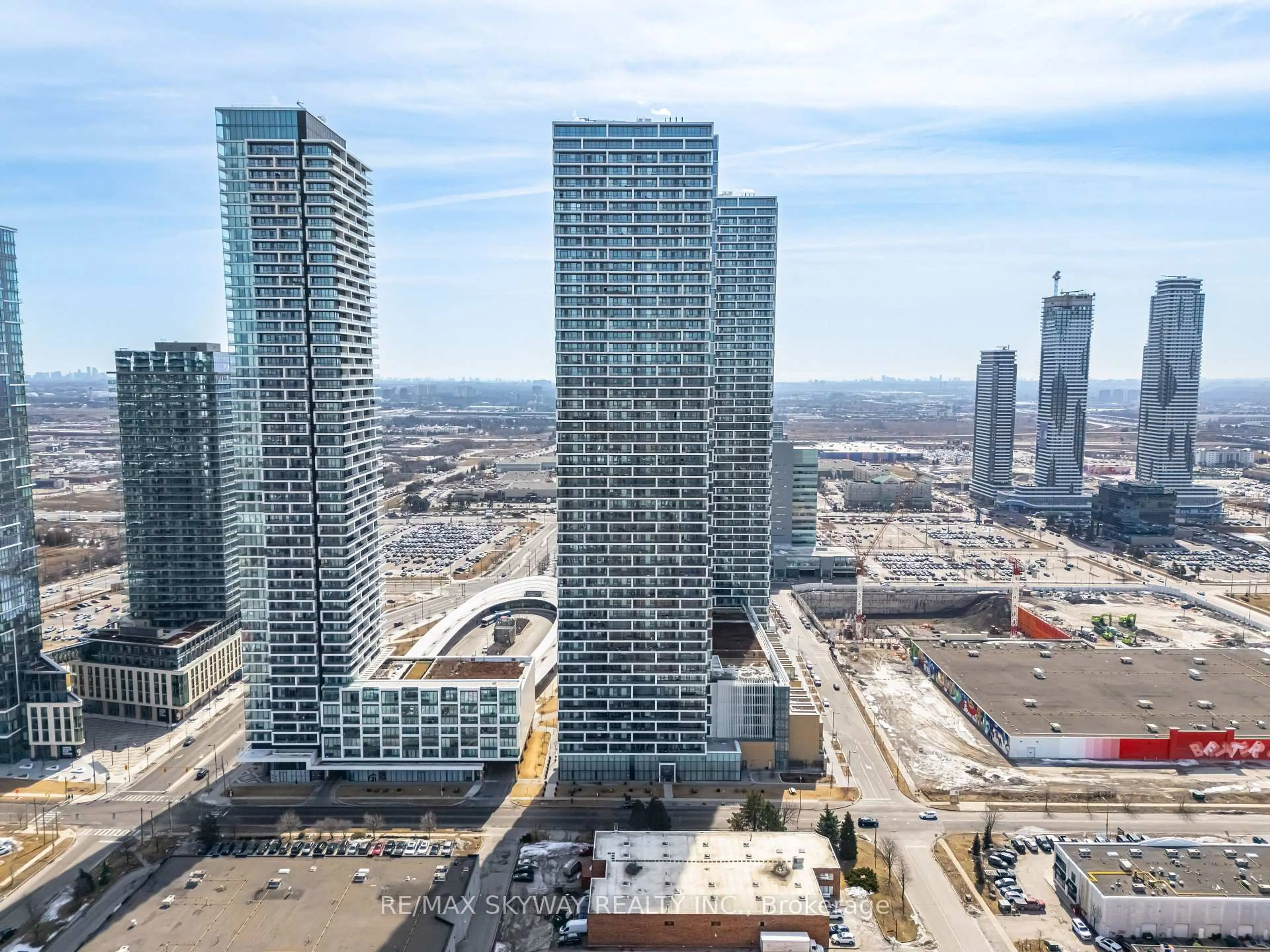 A pic from outside/outdoor area/front of a property/back of a property/a pic from drone, city buildings view from balcony for 898 Portage Pkwy #5605, Vaughan Ontario L4K 0J6