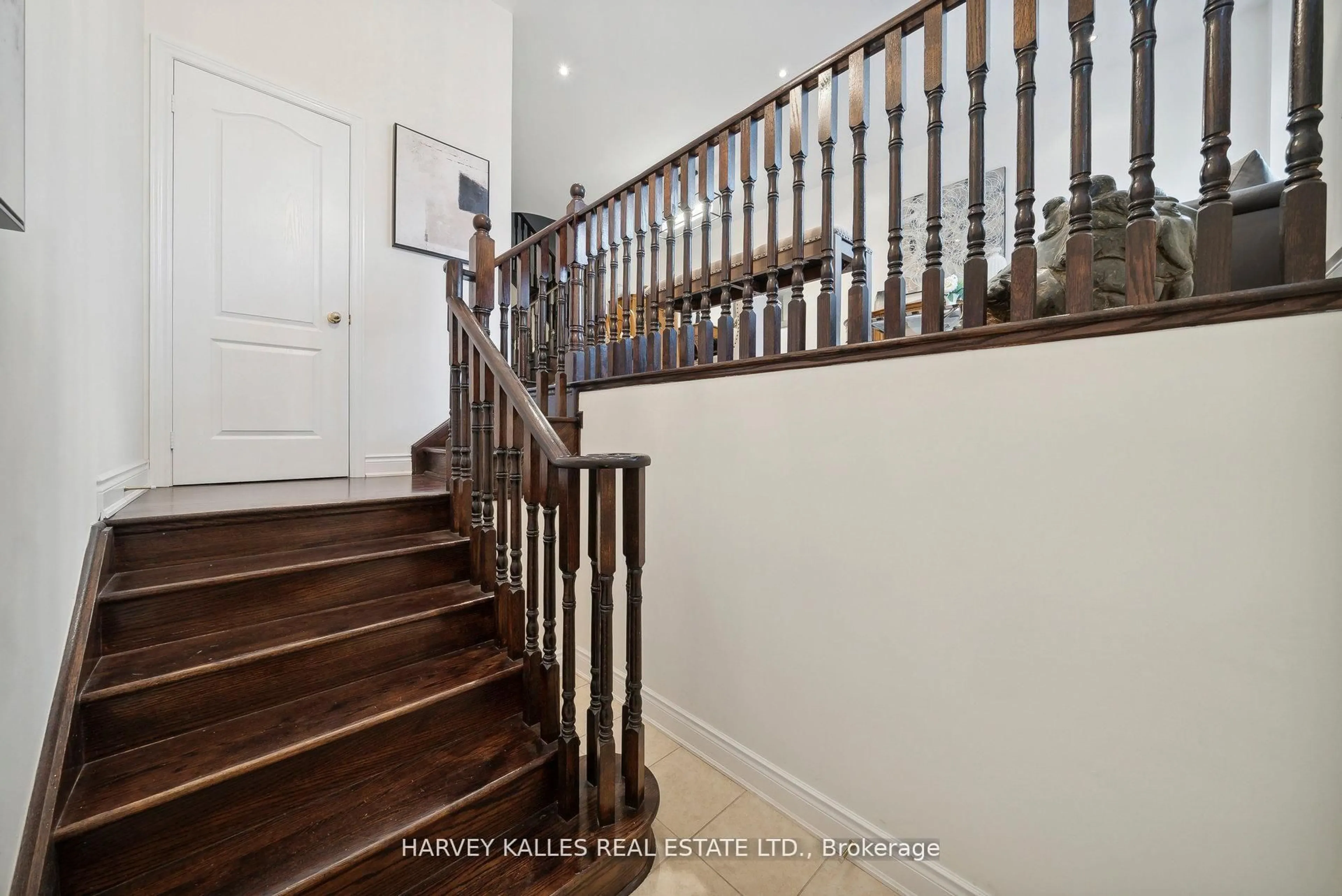 Unknown for 8777 Dufferin St #45, Vaughan Ontario L4J 8W3