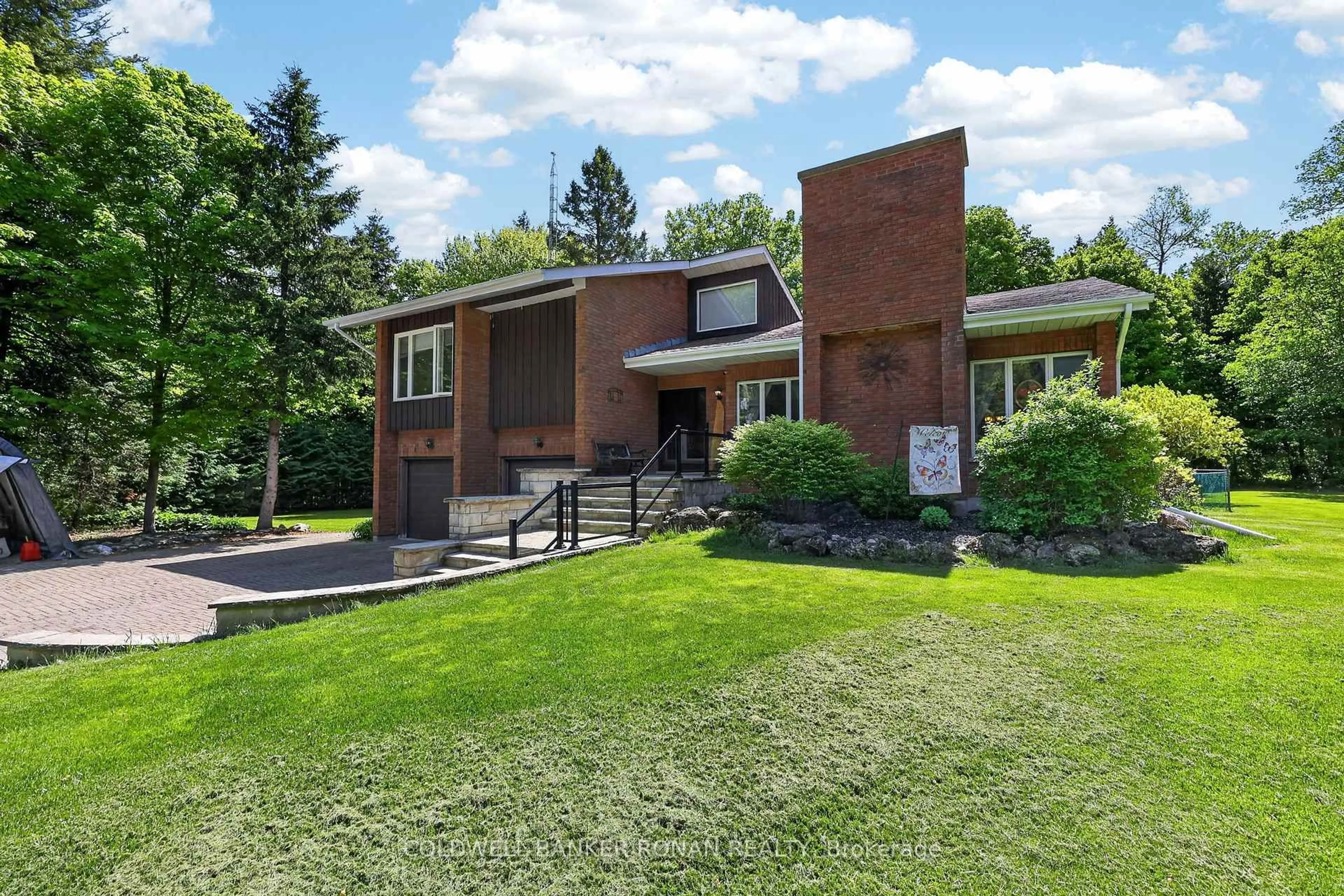 Unknown for 5565 5th Line, New Tecumseth Ontario L0G 1W0