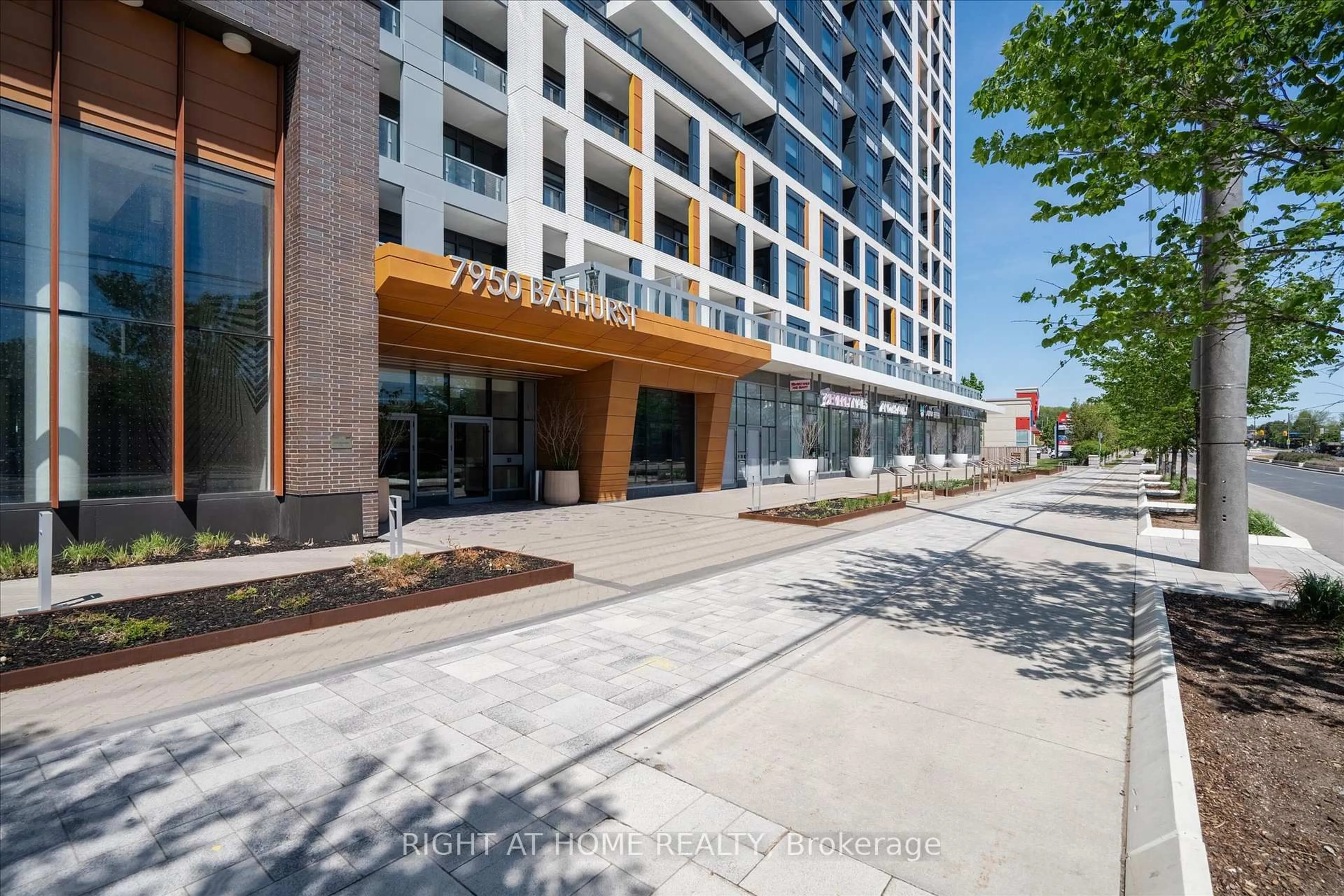 Unknown for 7950 Bathurst St #1424, Vaughan Ontario L4J 0L4