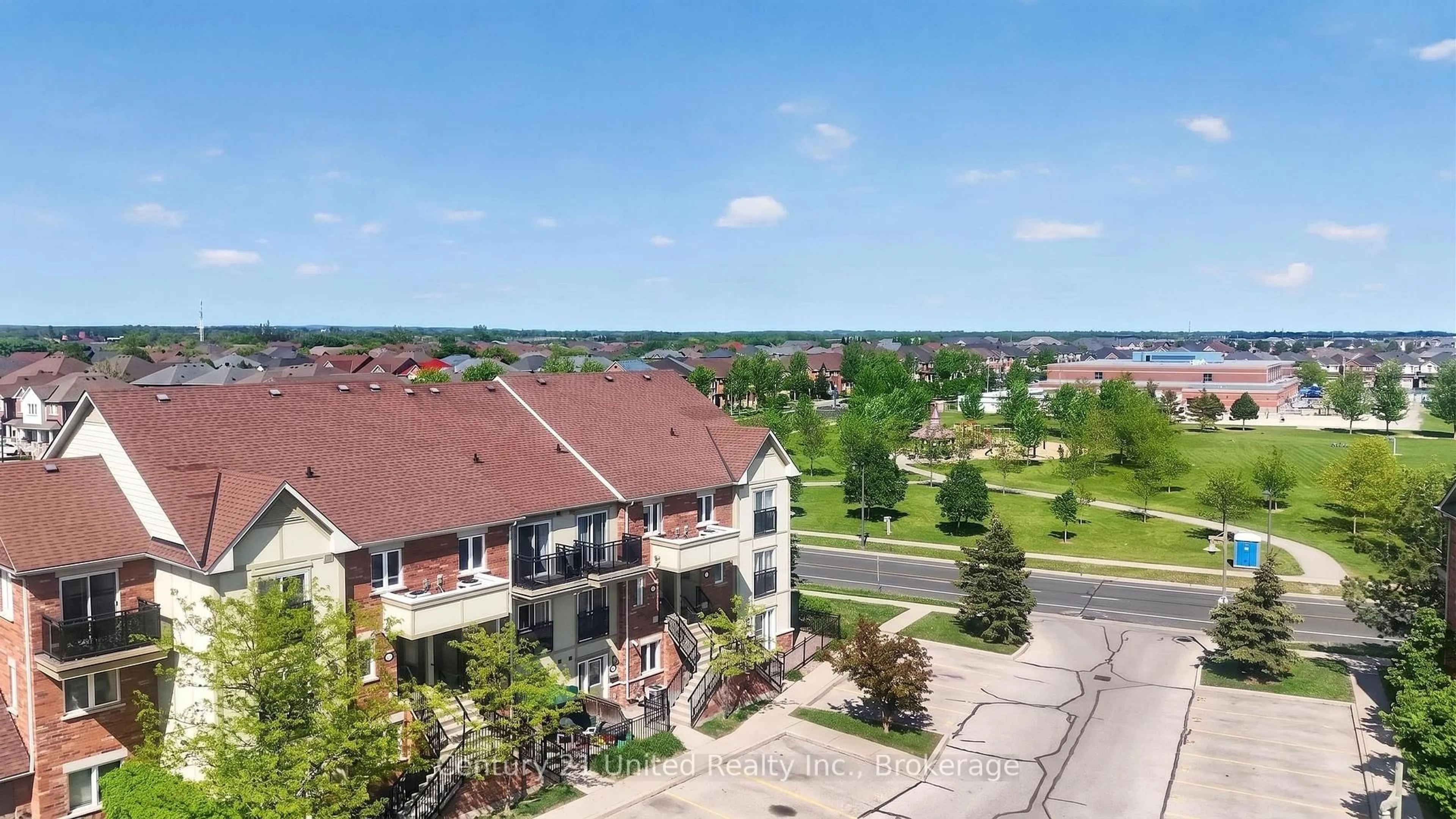 A pic from outside/outdoor area/front of a property/back of a property/a pic from drone, unknown for 2285 Bur Oak Ave #30, Markham Ontario L6E 0B9