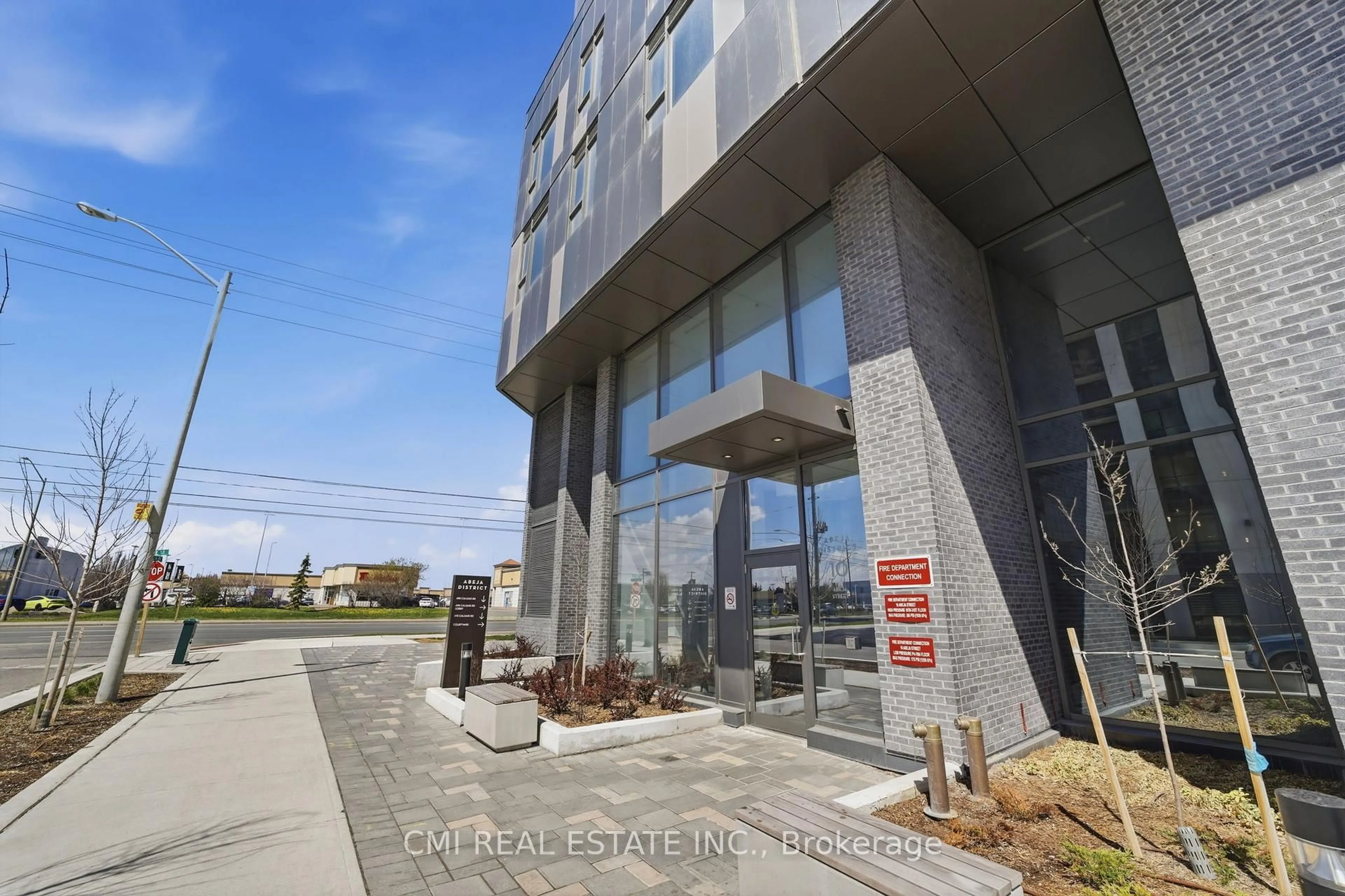 Indoor foyer for 10 Abeja St #1313, Vaughan Ontario L4K 0R4