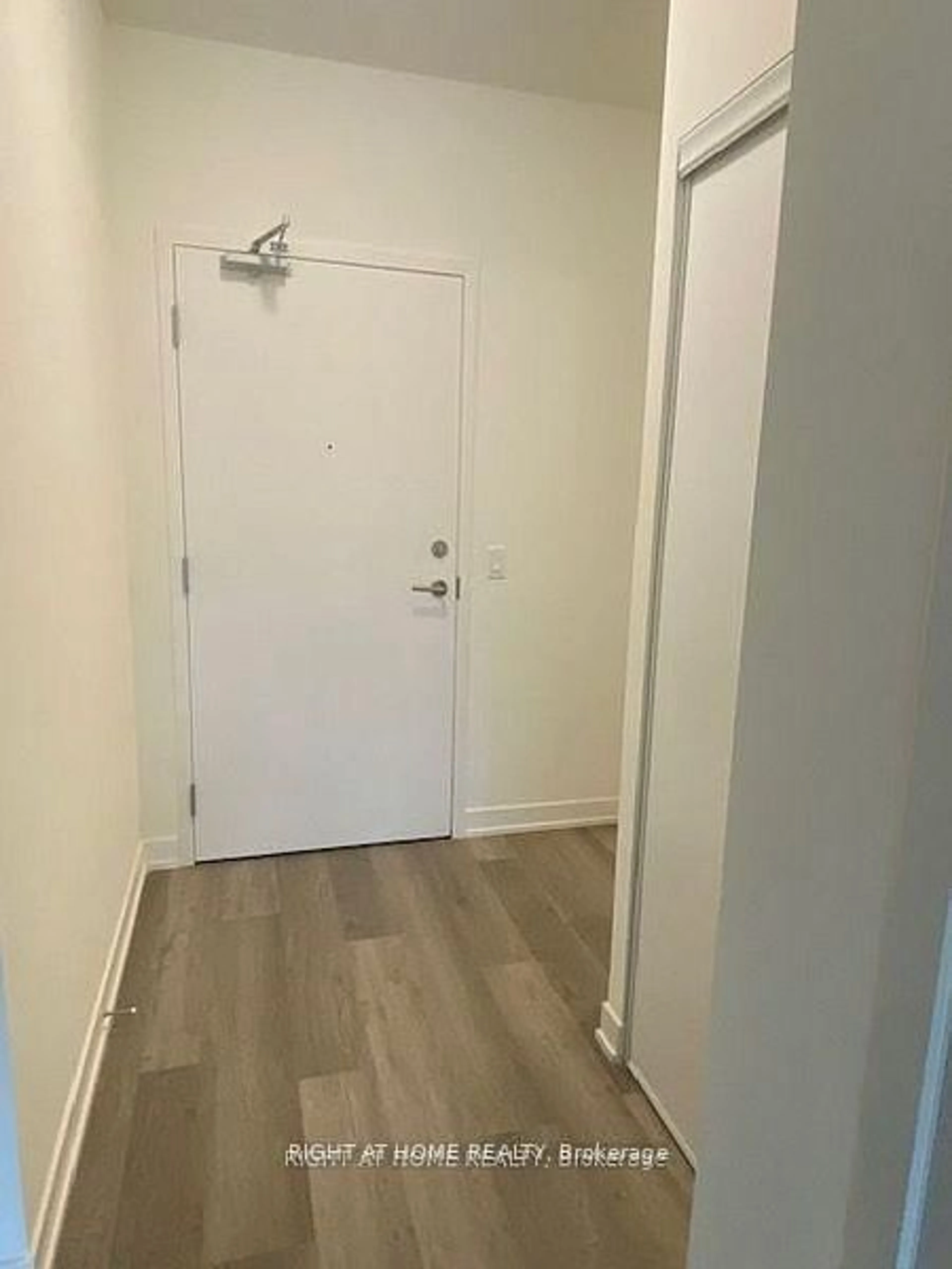 Unknown for 6 DAVID EYER Rd #207, Richmond Hill Ontario L4S 0N5