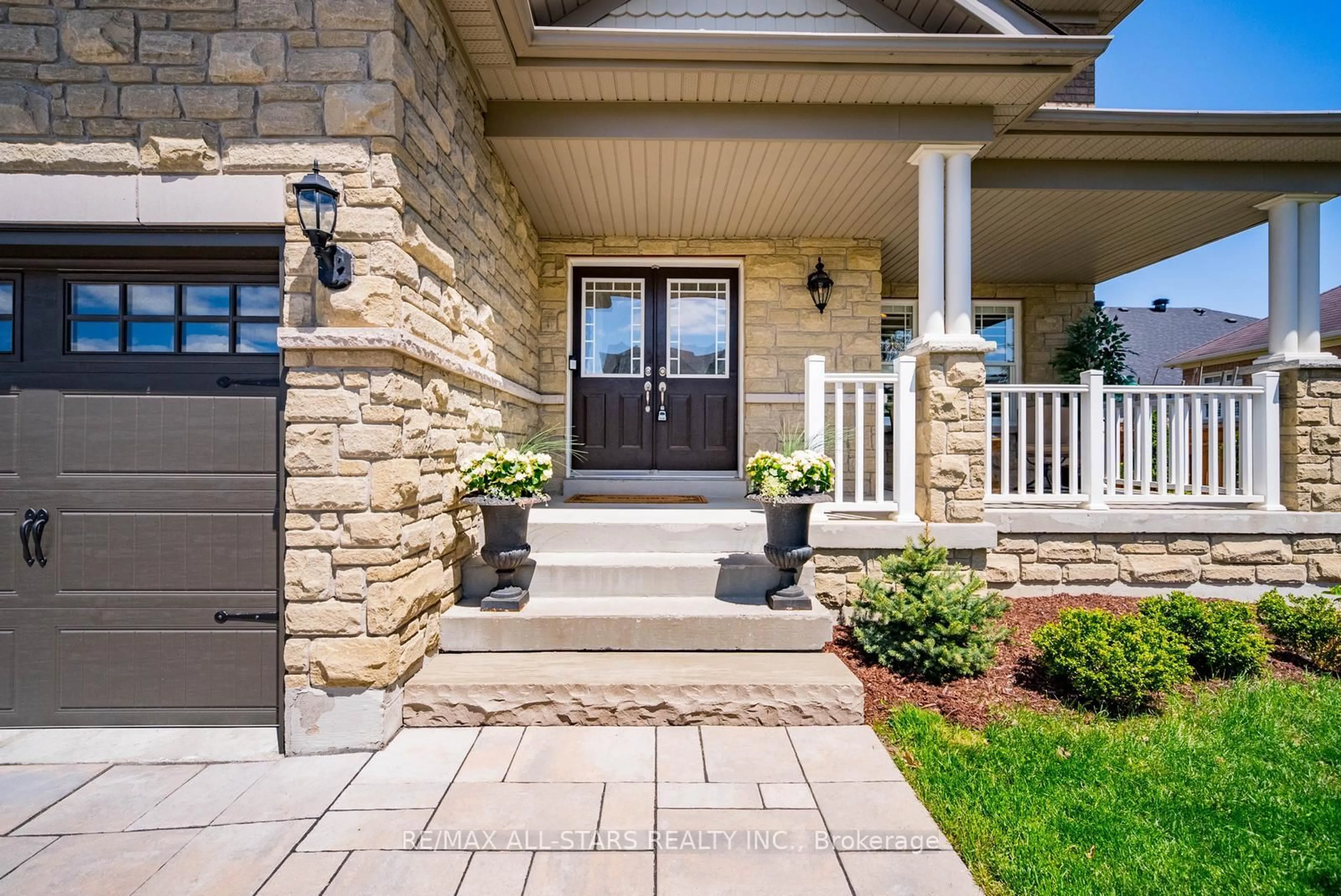 Home with brick exterior material, street for 113 Bayberry St, Whitchurch-Stouffville Ontario L4A 0E4