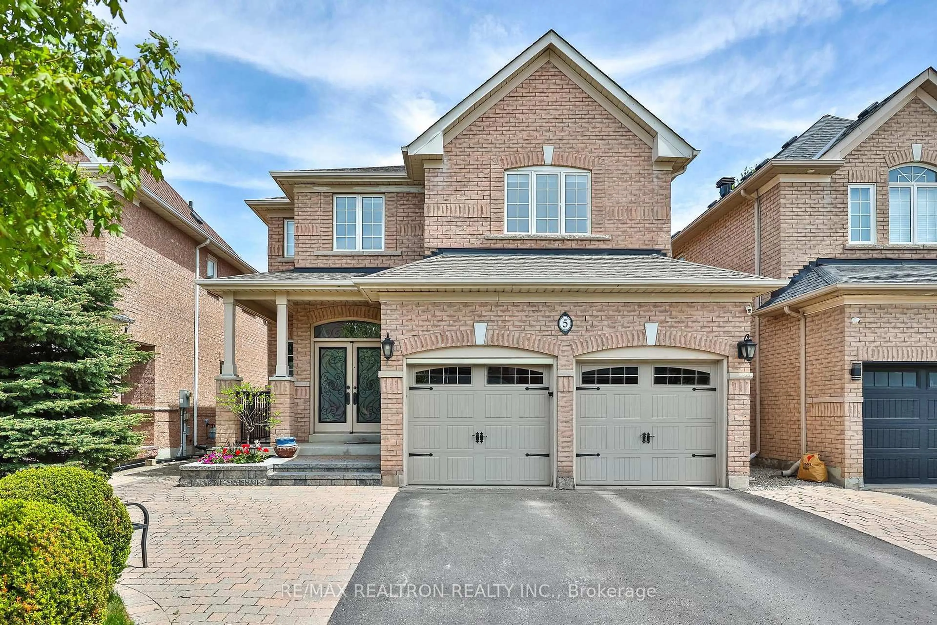 Home with brick exterior material, street for 5 Daphnia Dr, Vaughan Ontario L4J 8X1