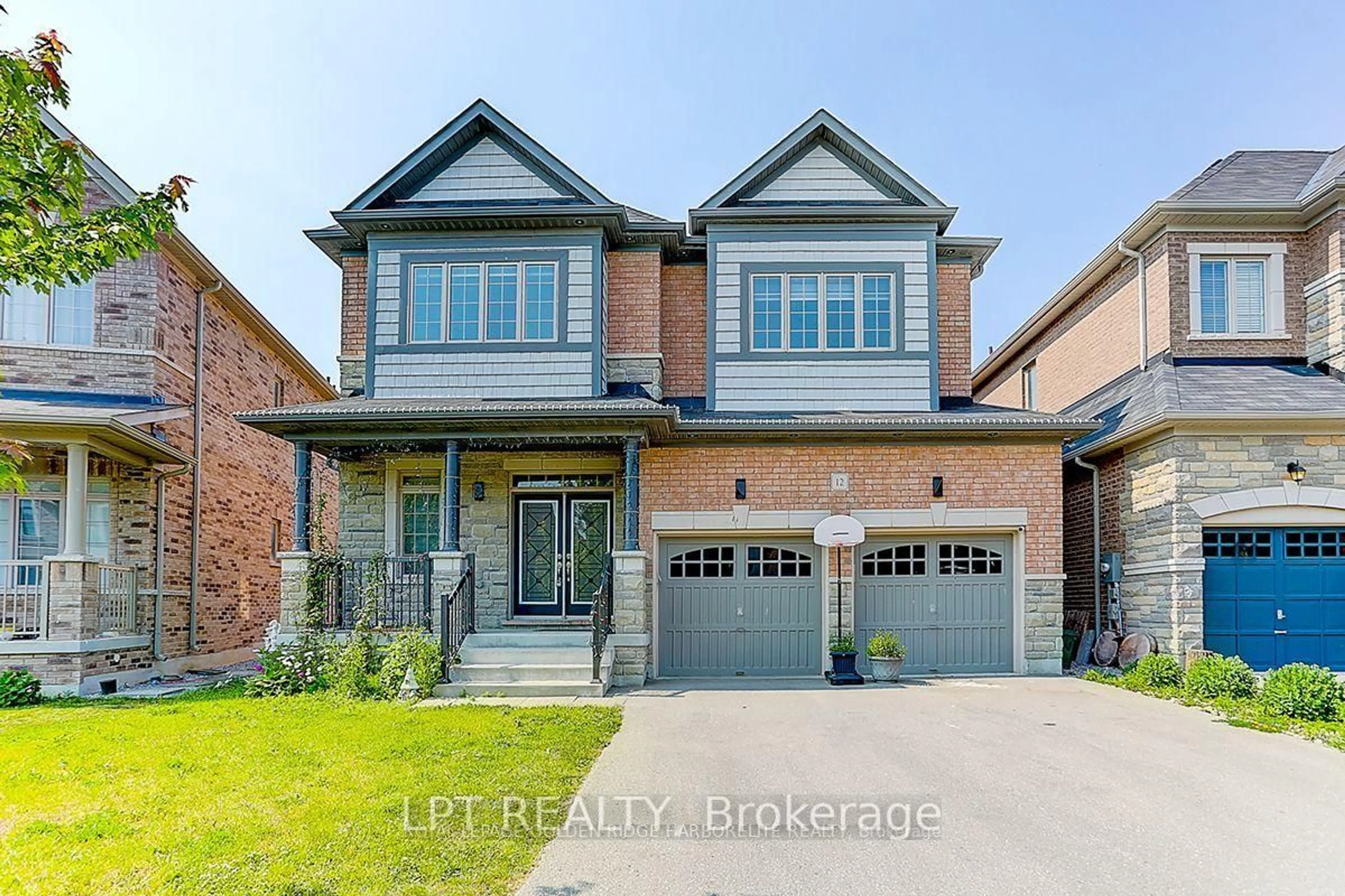 Home with brick exterior material, street for 12 Baleberry Cres, East Gwillimbury Ontario L9N 0P2