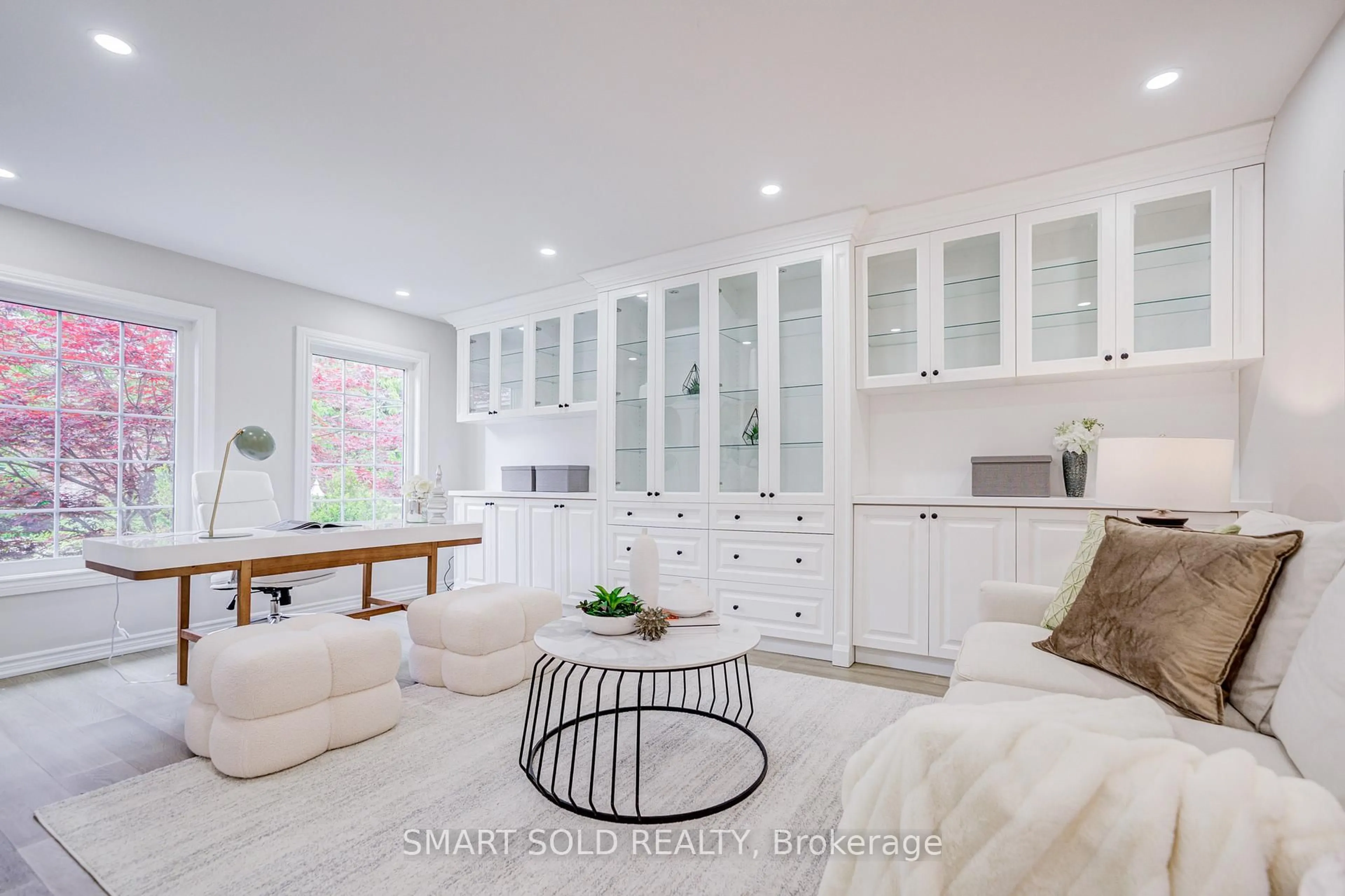 Open concept kitchen, unknown for 41 Carnforth Dr, Markham Ontario L3R 7V9