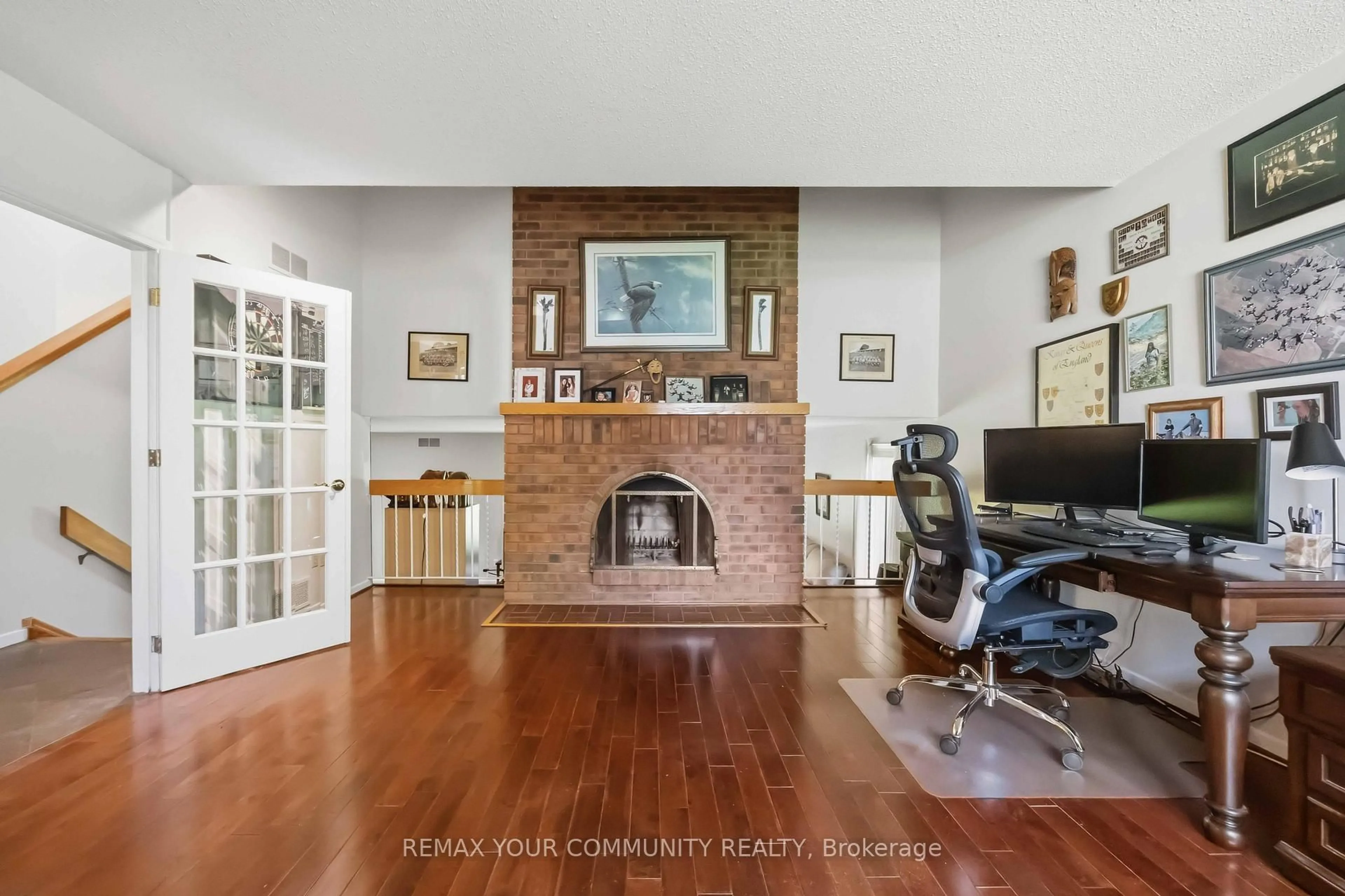 Unknown for 26 Knights Pl, Whitchurch-Stouffville Ontario L4A 0G9