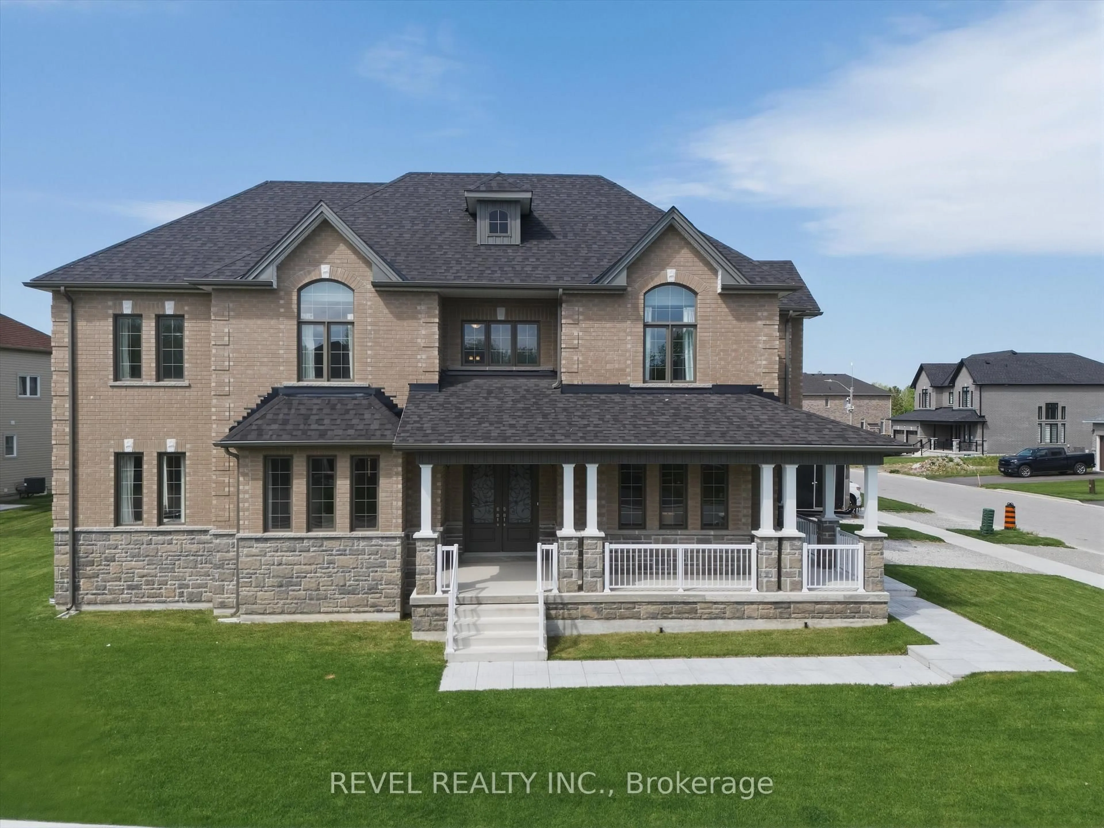 Home with brick exterior material, unknown for 63 Wood Cres, Essa Ontario L3W 0M5