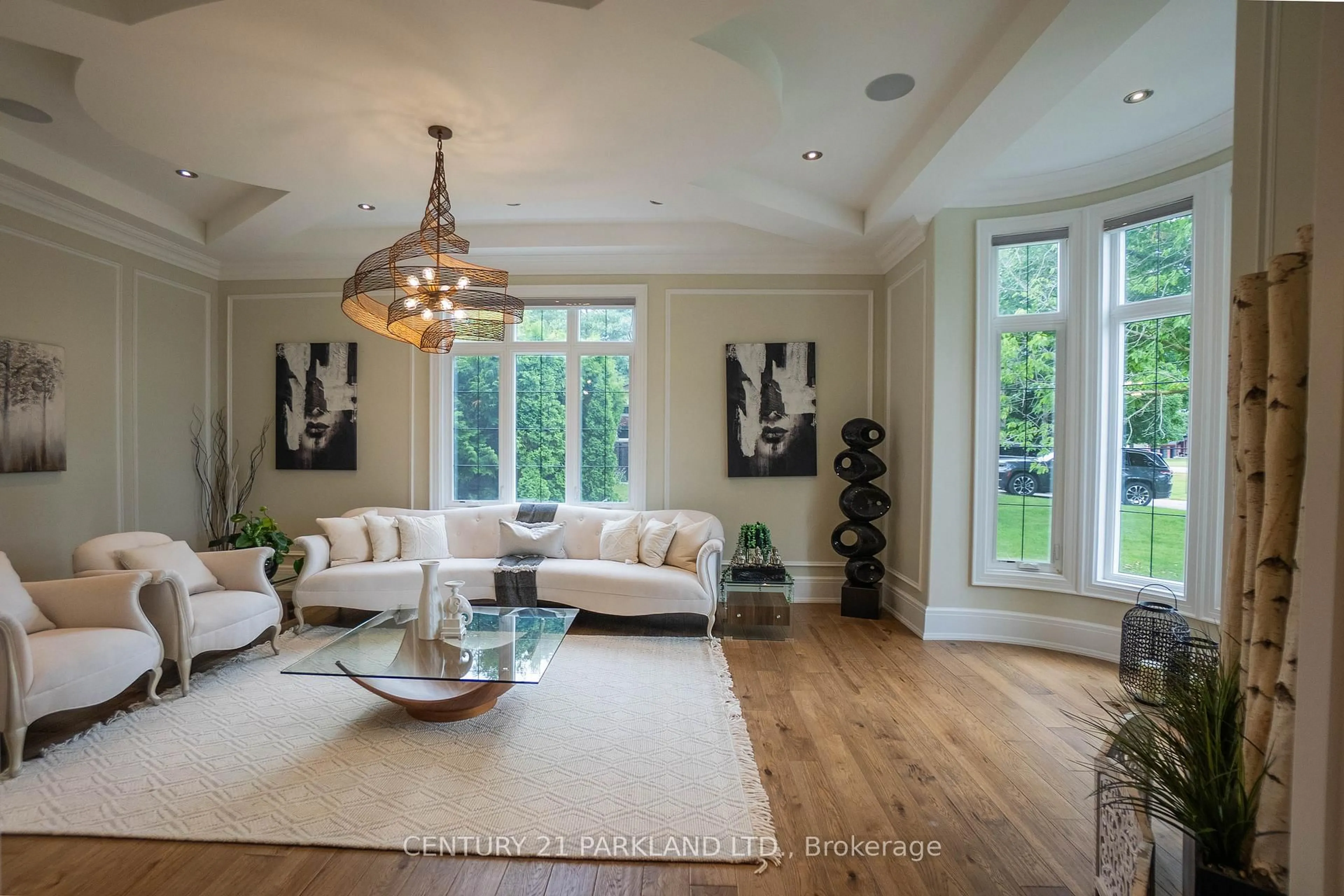 Living room with furniture, unknown for 12 Hollywood Cres, King Ontario L0G 1N0