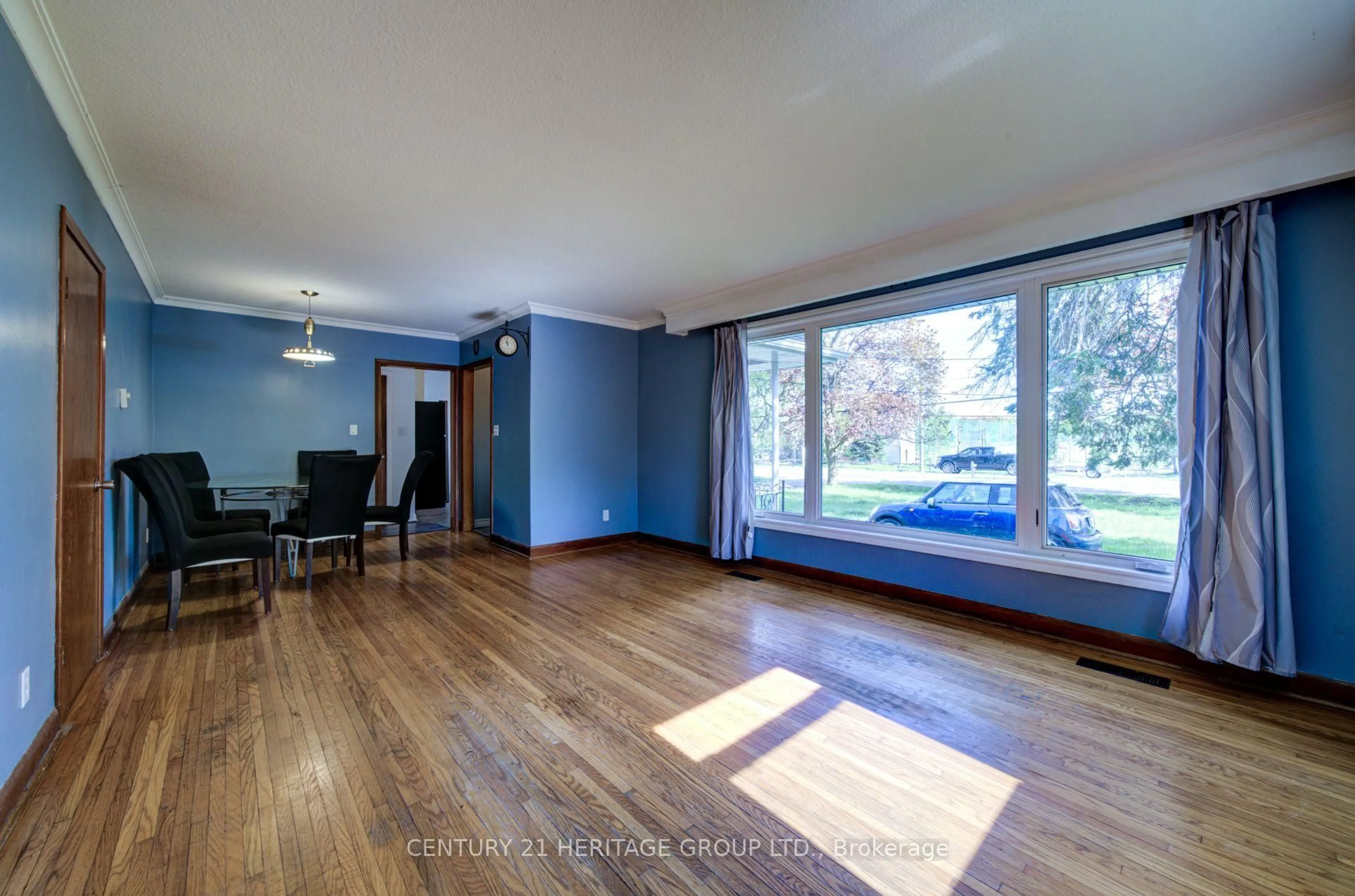 A pic of a room for 1654 Metro Rd, Georgina Ontario L0E 1S0