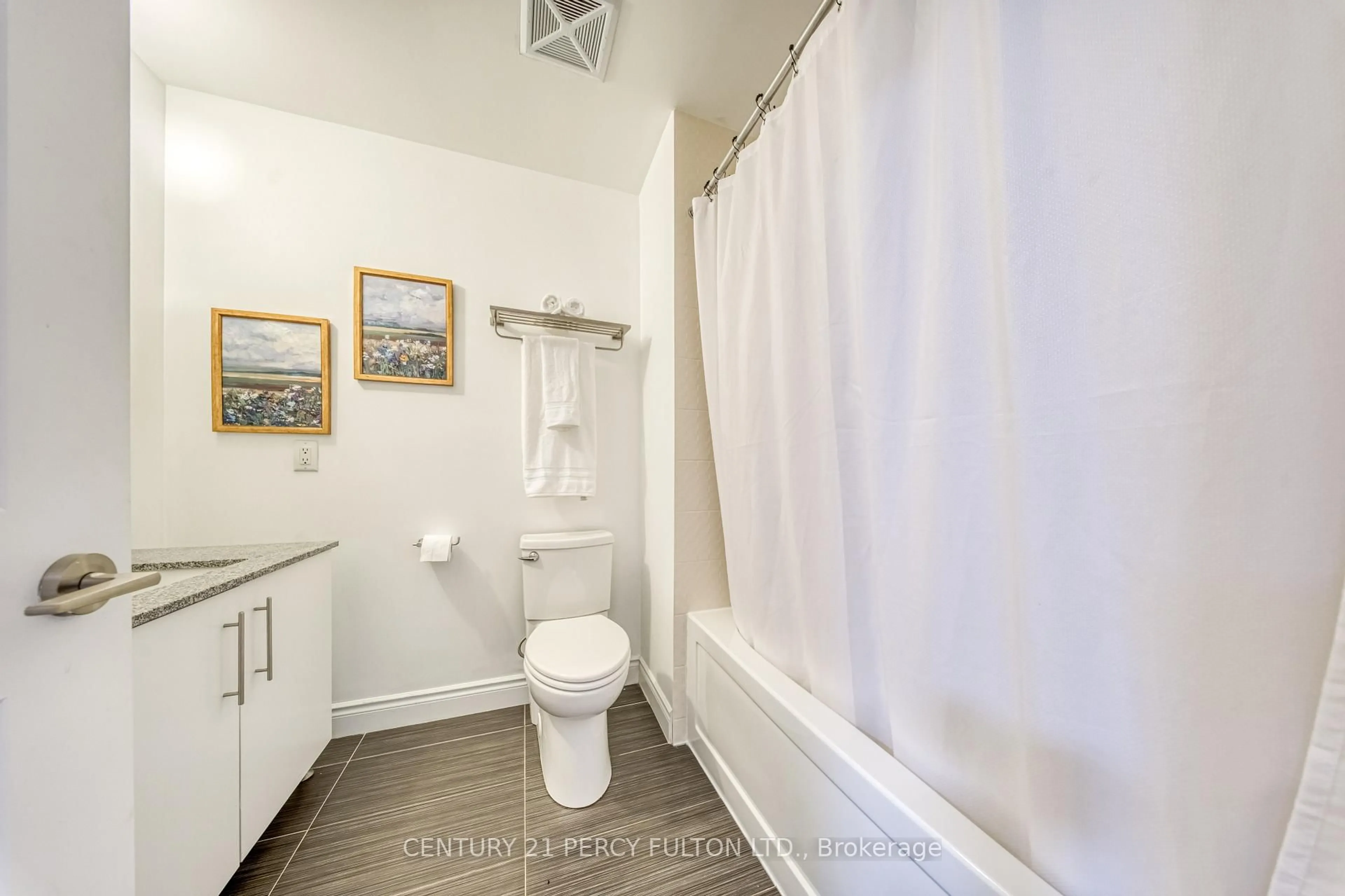 Standard bathroom, unknown for 259 South Park Rd #21, Markham Ontario L3T 0B6