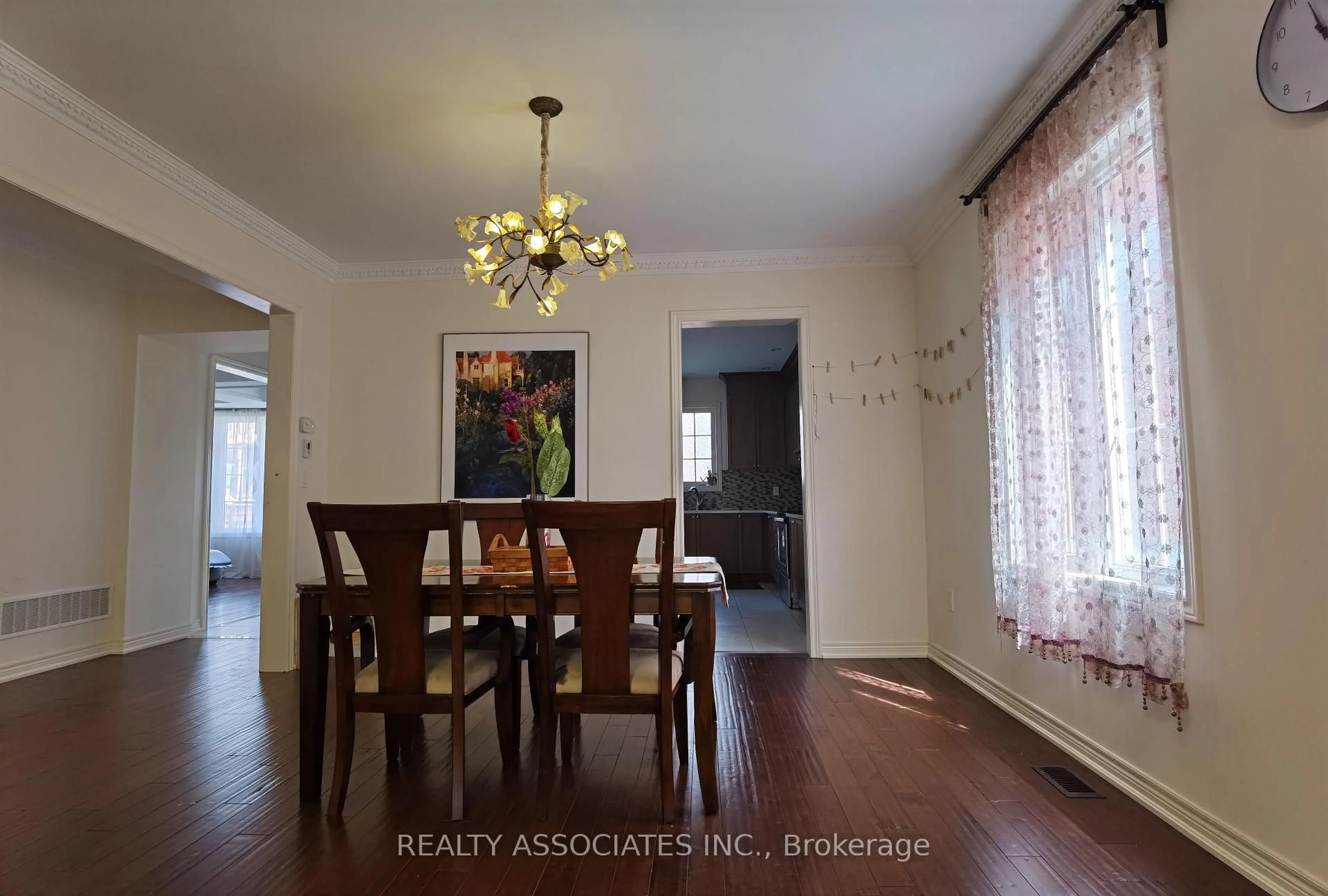 Dining room, wood/laminate floor for 50 Strong Ave, Vaughan Ontario L6A 4X2