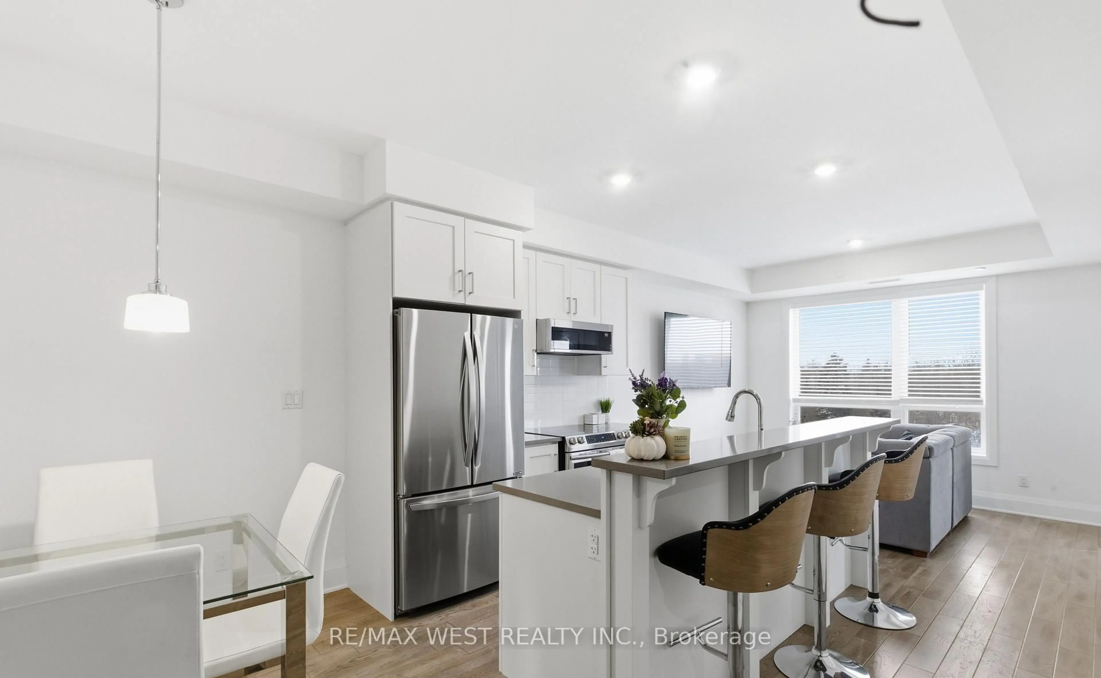 Open concept kitchen, unknown for 2 Adam Sellers St #412, Markham Ontario L6B 1P2